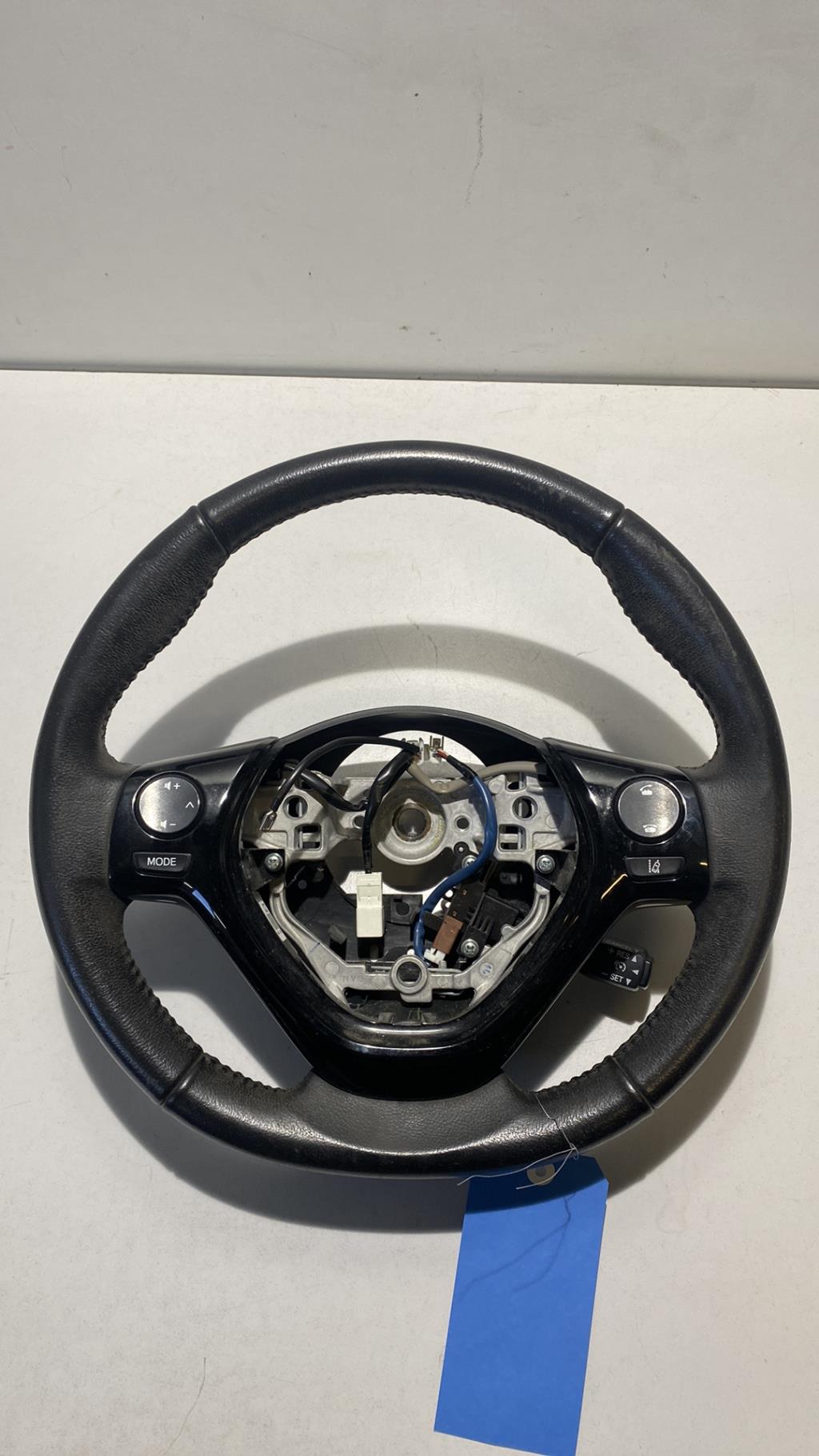 Volant TOYOTA AYGO 2 PHASE 1 Essence - 1