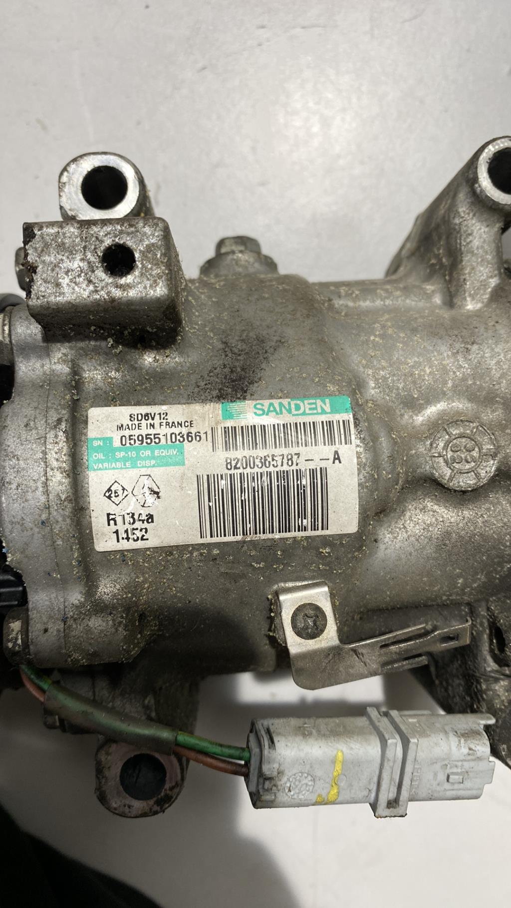 Compresseur clim RENAULT CLIO 3 PHASE 1  - 1