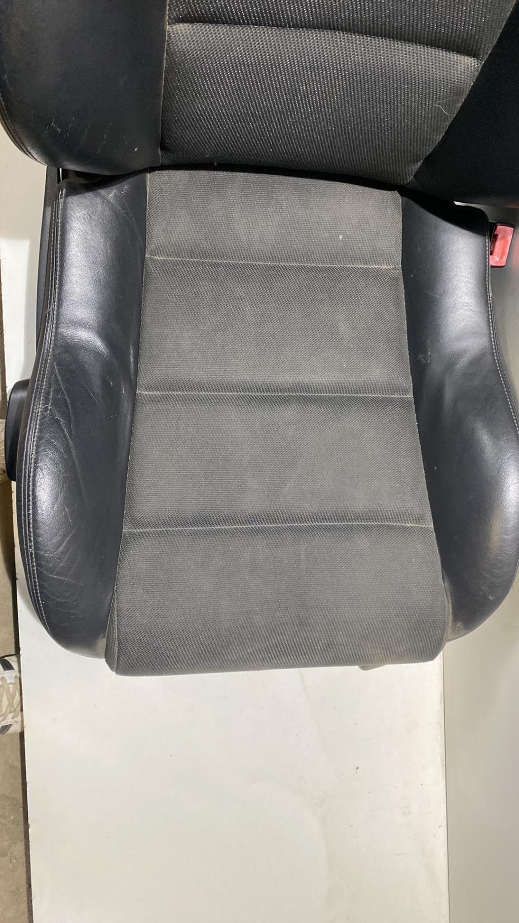 Siege avant droit AUDI TT 1 COUPE  - 1