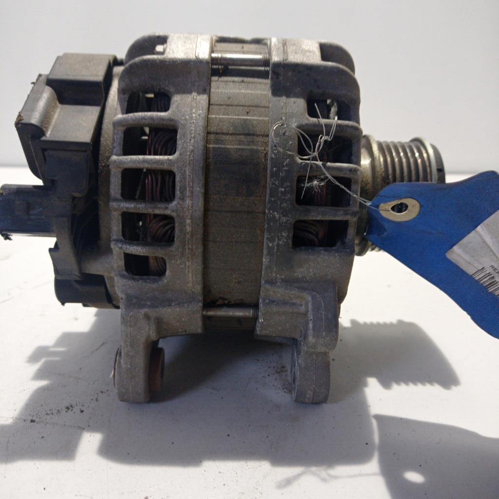 Alternateur VOLKSWAGEN POLO 5 PHASE 2 Diesel - 1