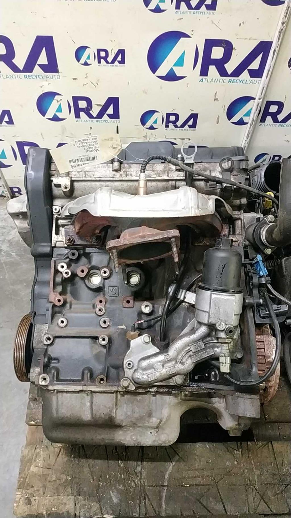 Moteur PEUGEOT 206 PHASE 1  - 1
