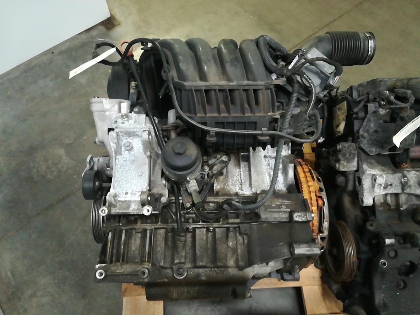Moteur CITROEN C4 1 PHASE 1 Essence - 1