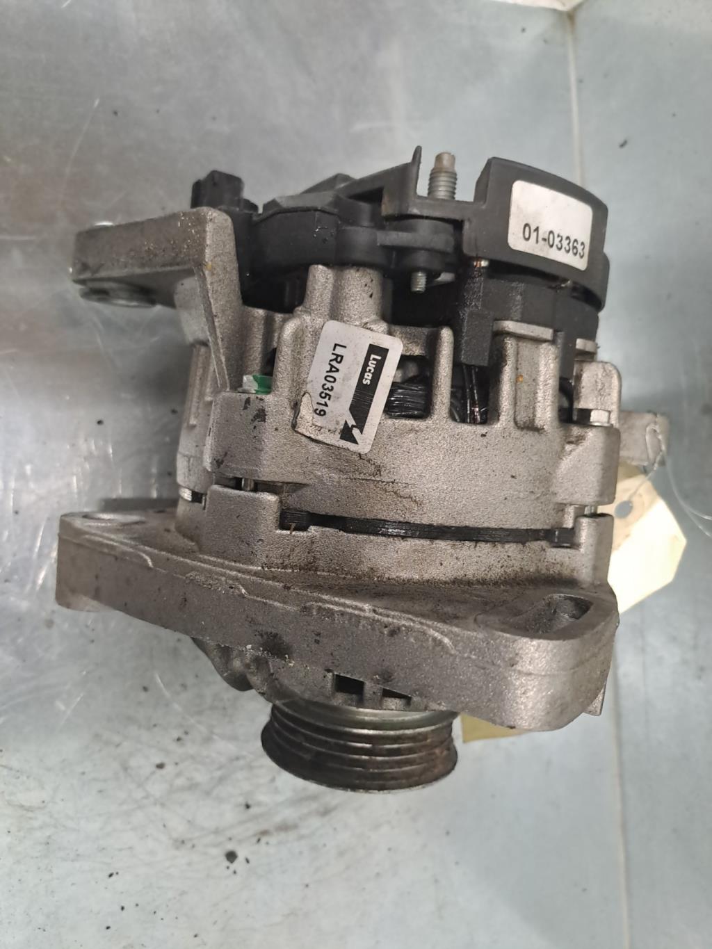 Alternateur RENAULT TWINGO 2 PHASE 1 Essence - 1