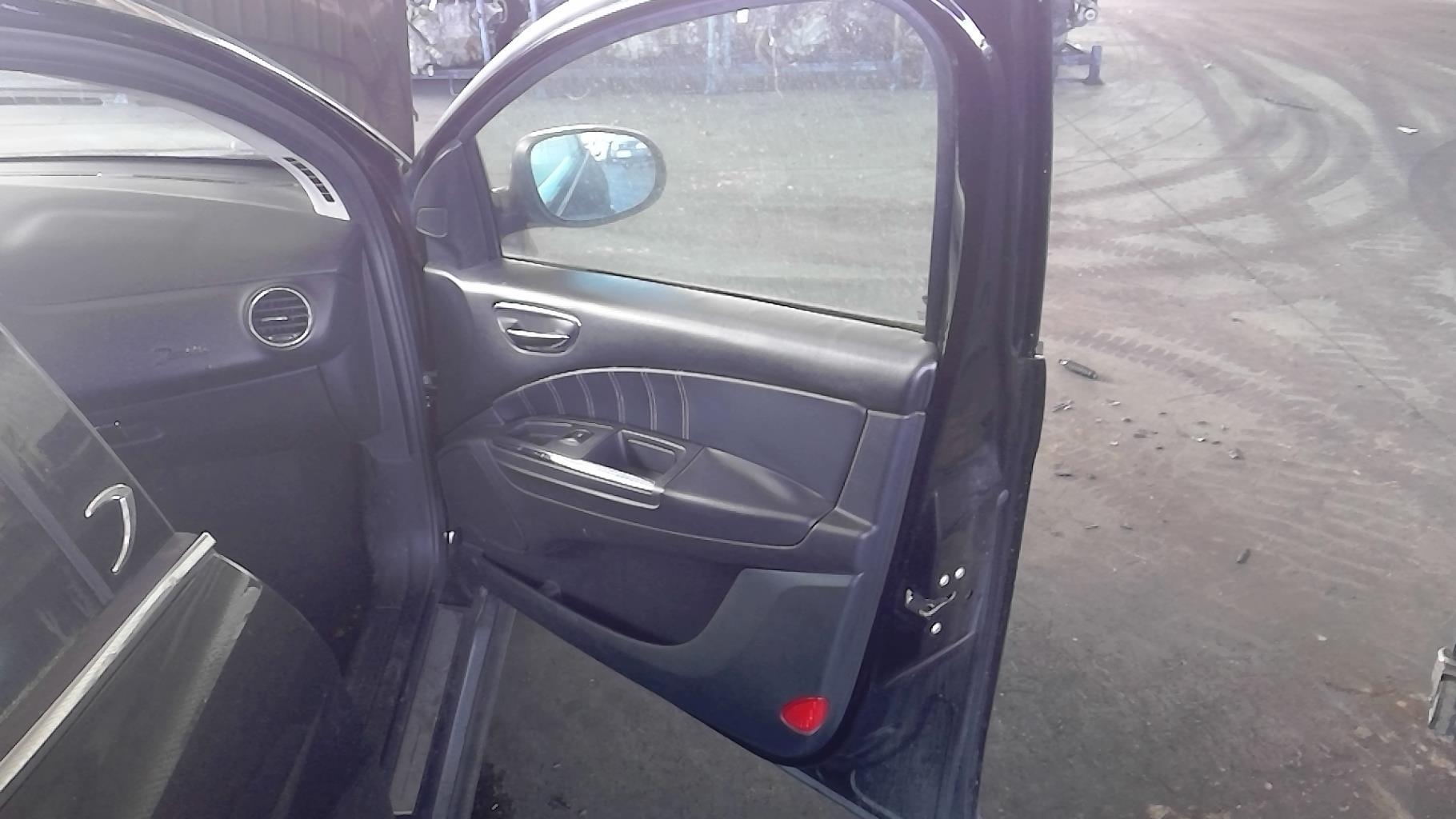 Porte avant droit LANCIA DELTA 3 Diesel - 1