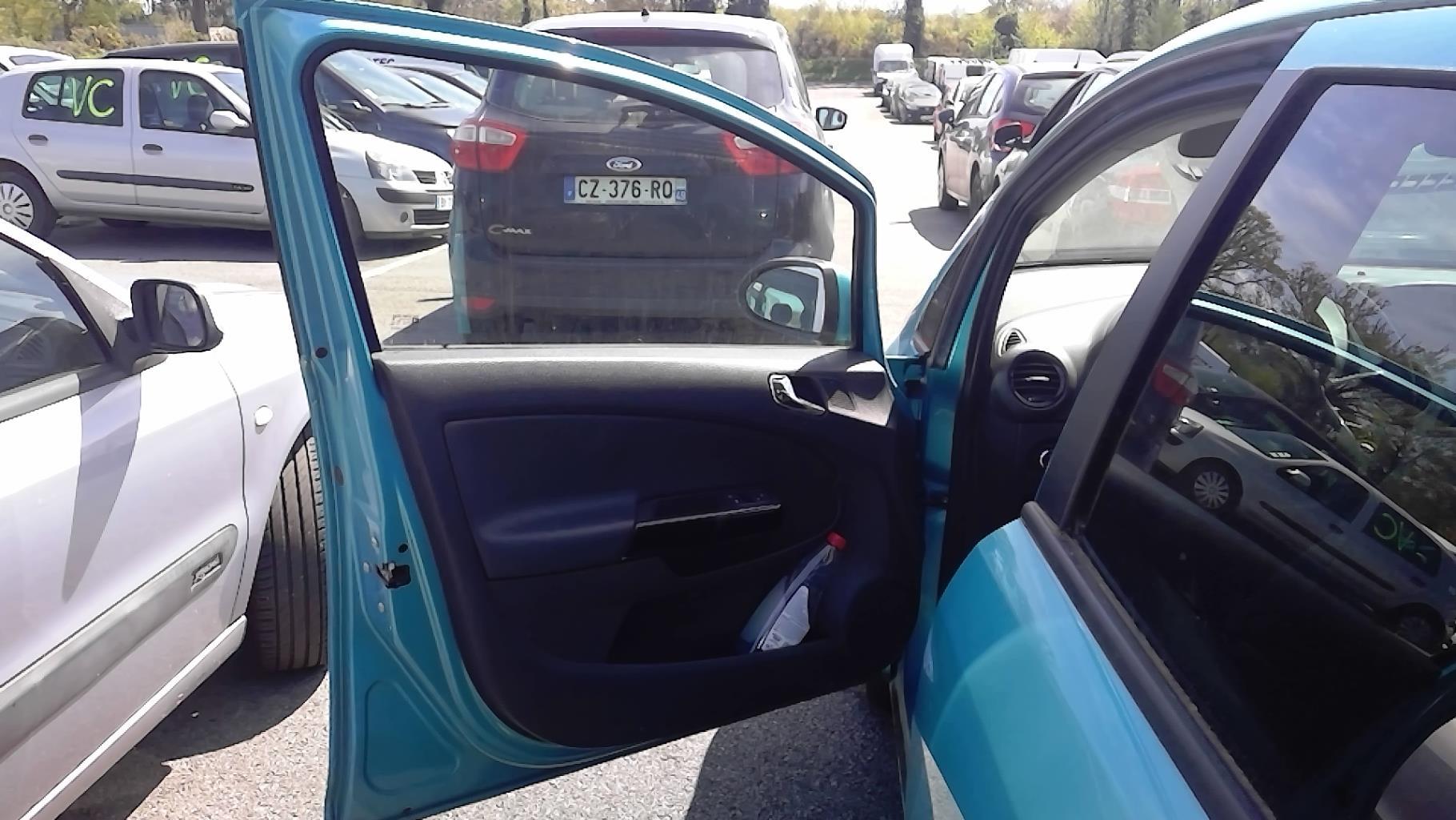Porte avant gauche OPEL CORSA D PHASE 2 Essence - 1