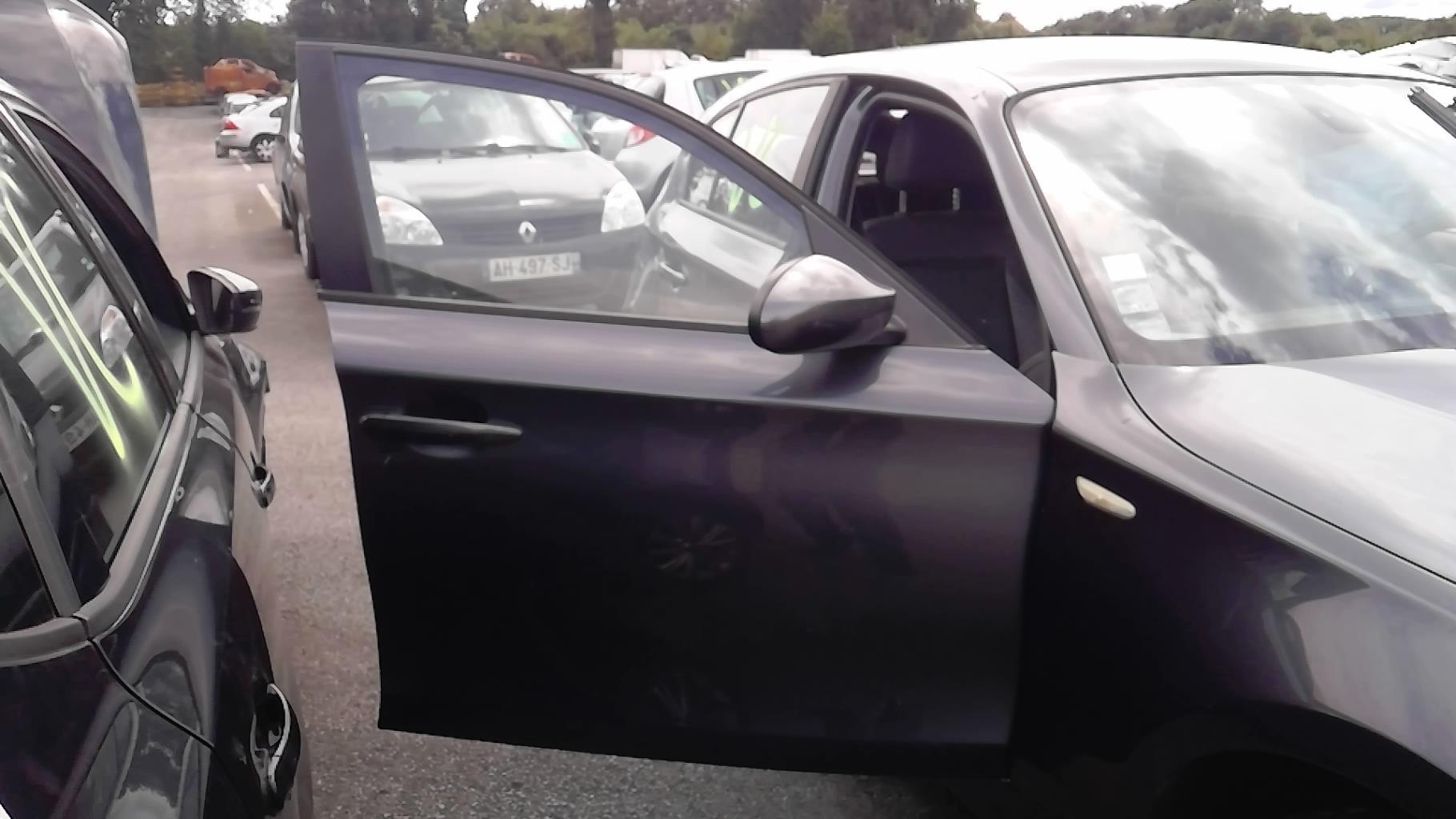 Porte avant droit BMW SERIE 1 E87 PHASE 2 Diesel - 1