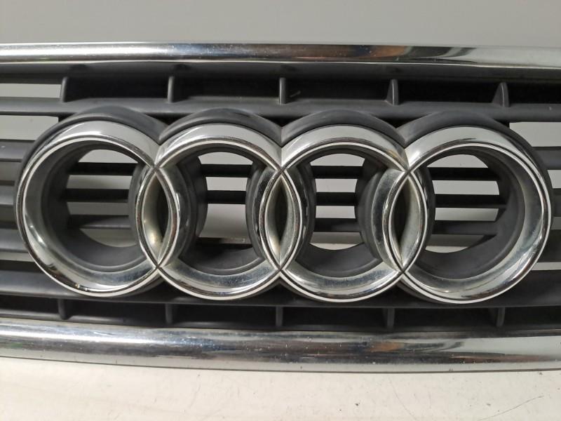 Calandre AUDI A4 2 AVANT PHASE 1 BREAK Diesel - 1