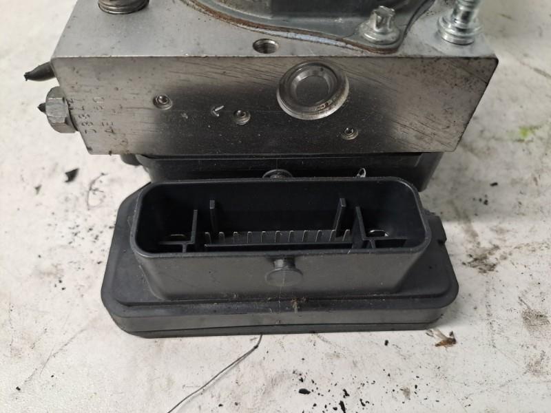 Bloc ABS (freins anti-blocage) RENAULT CLIO 4 PHASE 1 BREAK Diesel - 1