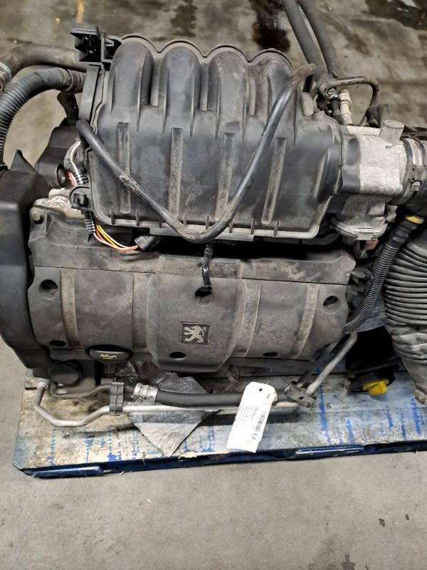 Moteur PEUGEOT 206 PHASE 1 CABRIOLET Essence - 1