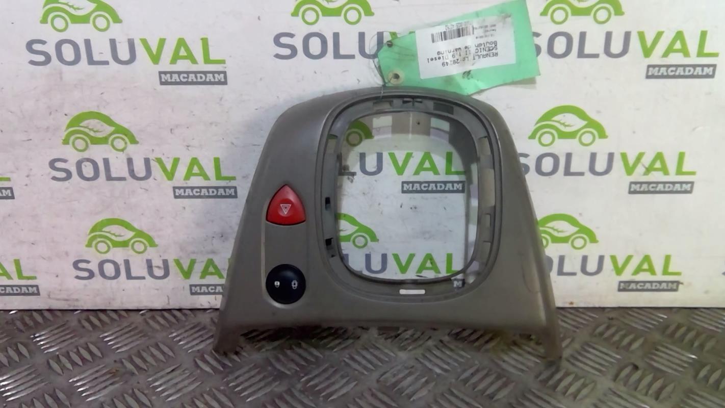 Bouton de warning RENAULT SCENIC 2 PHASE 1 Diesel - 1