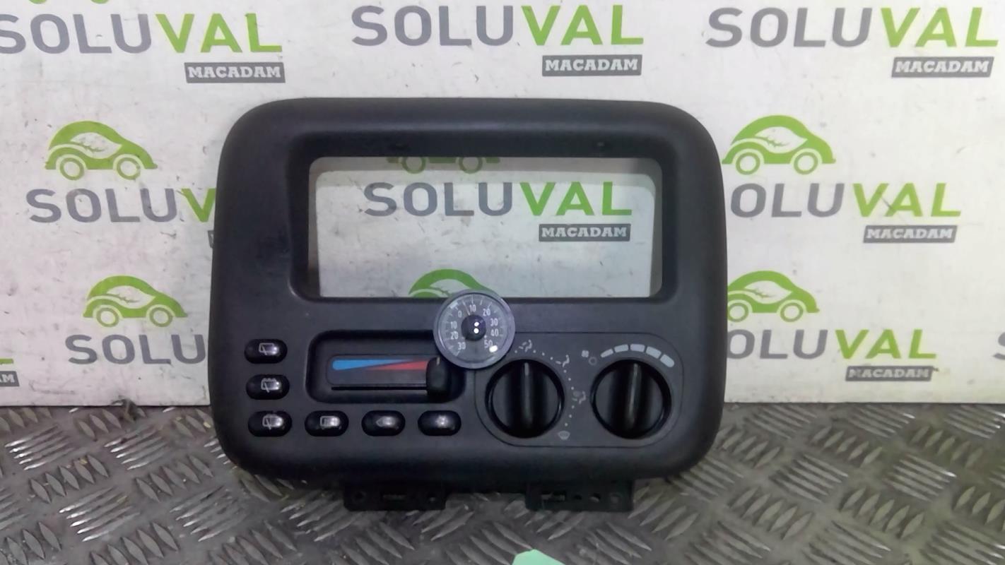 Commande chauffage CHRYSLER GRAND VOYAGER 3 Diesel - 1