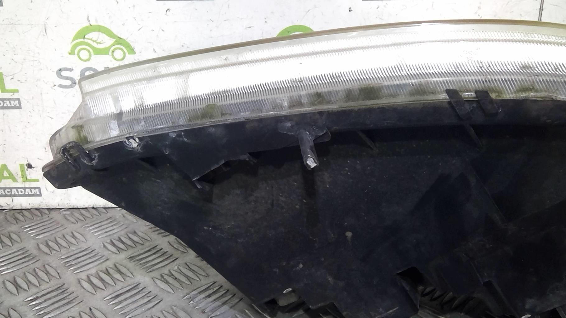 Gruppo ottico anteriore principale sinistro (luci)(faro) TOYOTA COROLLA 8 Diésel - 1