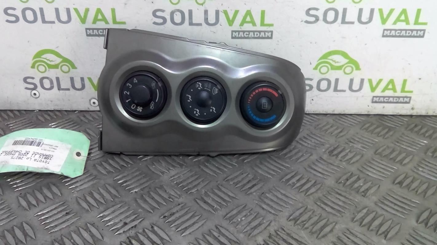 Commande chauffage TOYOTA YARIS 2 PHASE 2 Essence - 1