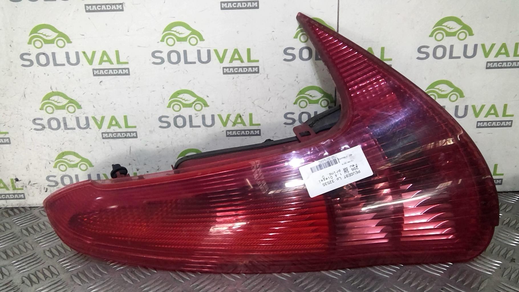 Fanale posteriore principale destro (luci) PEUGEOT 206 PHASE 1 BREAK Diésel - 1