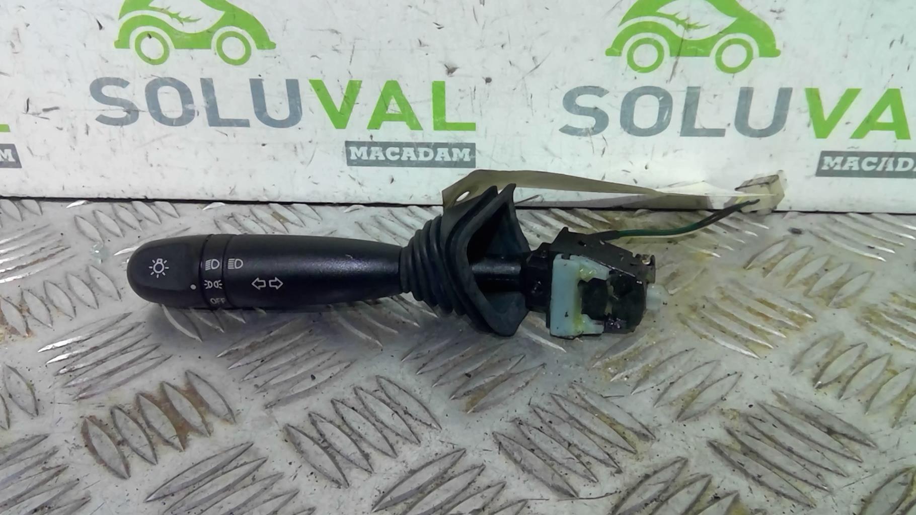 Commodo phare CHEVROLET SPARK PHASE 2 Essence - 1