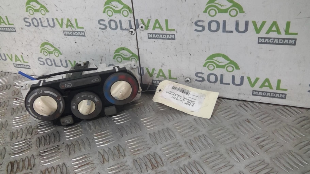 Commande chauffage NISSAN MICRA 3 PHASE 1 Essence - 1