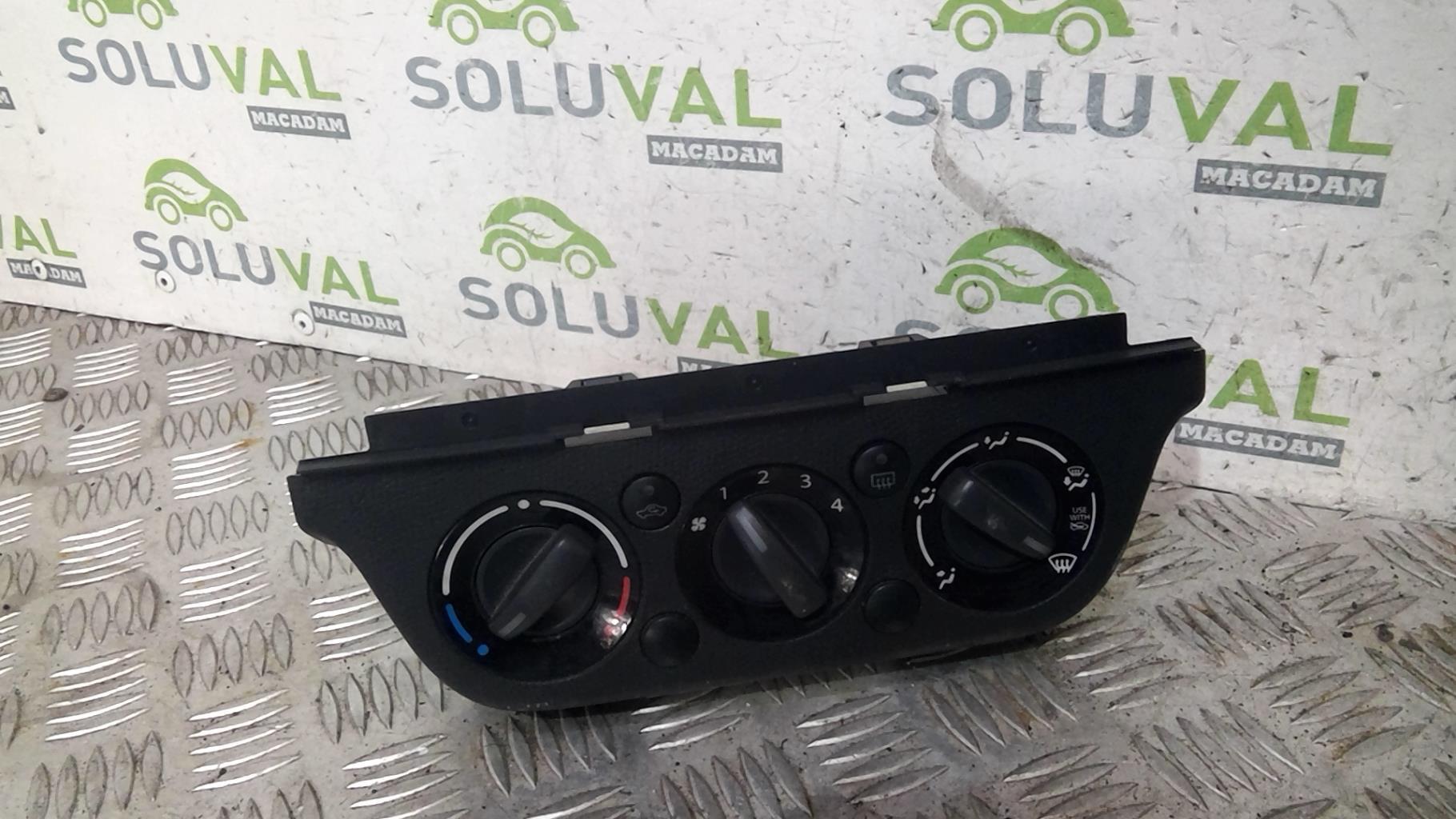 Commande chauffage SUZUKI SWIFT 3 Essence - 1
