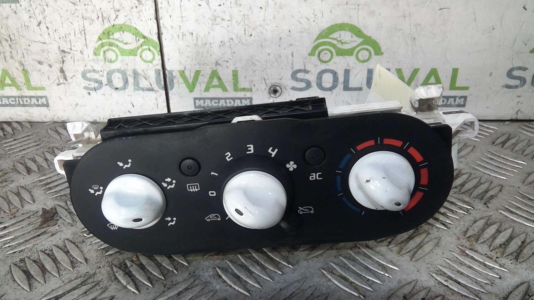 Commande chauffage RENAULT TWINGO 2 PHASE 2 Essence - 1