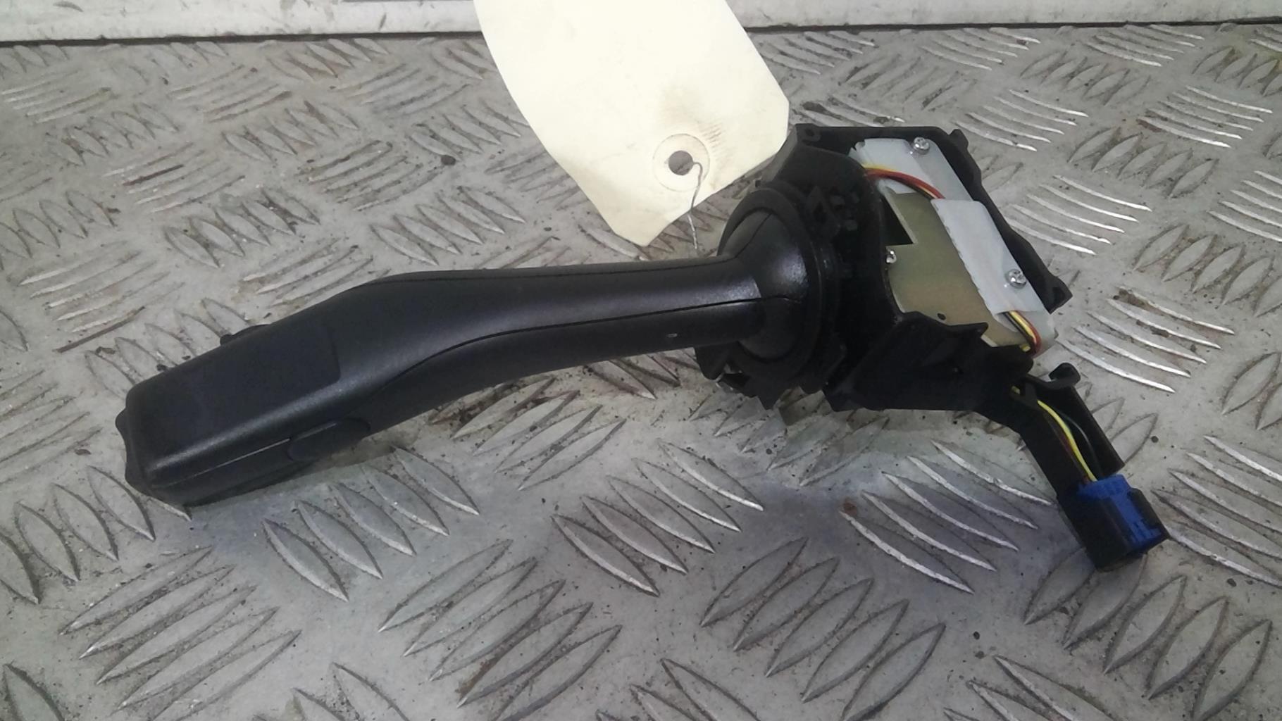 Commodo d'essuie glaces VOLKSWAGEN GOLF 5 Diesel - 1