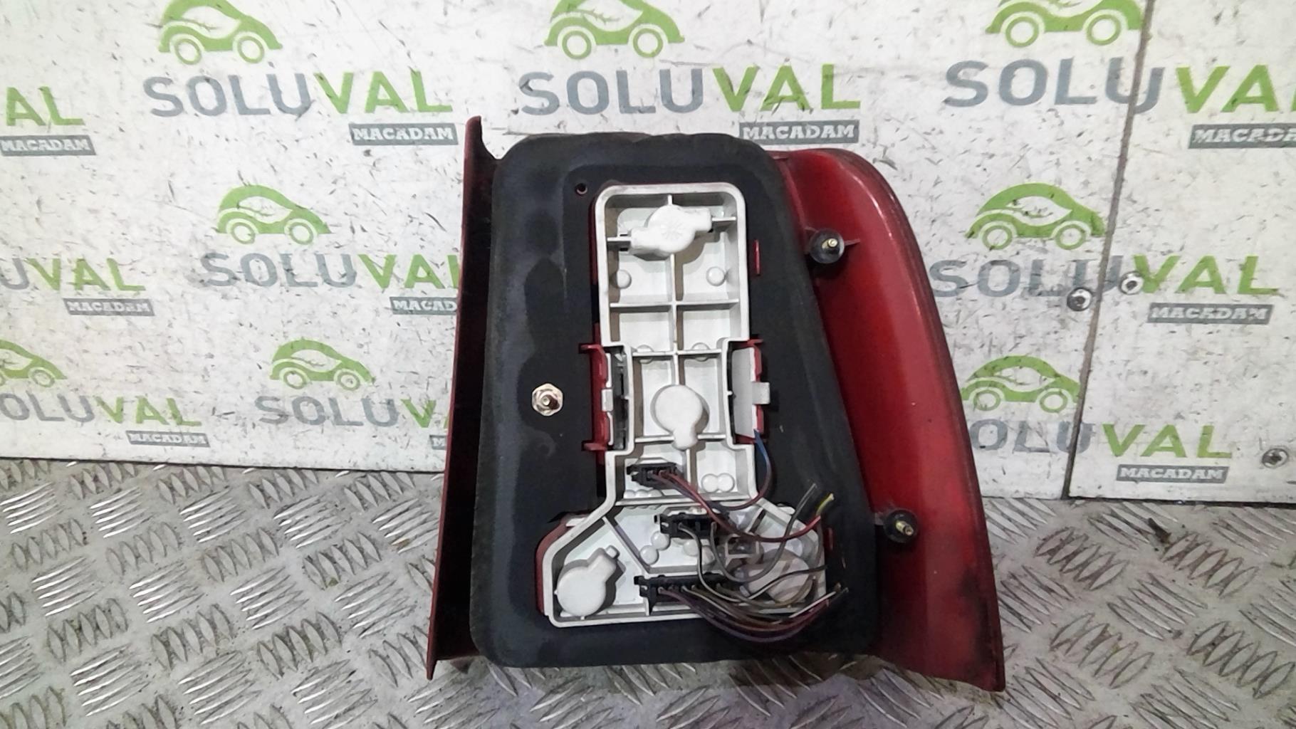 Fanale posteriore principale sinistro (luci) VOLKSWAGEN PASSAT 4 PHASE 1 Diésel - 1