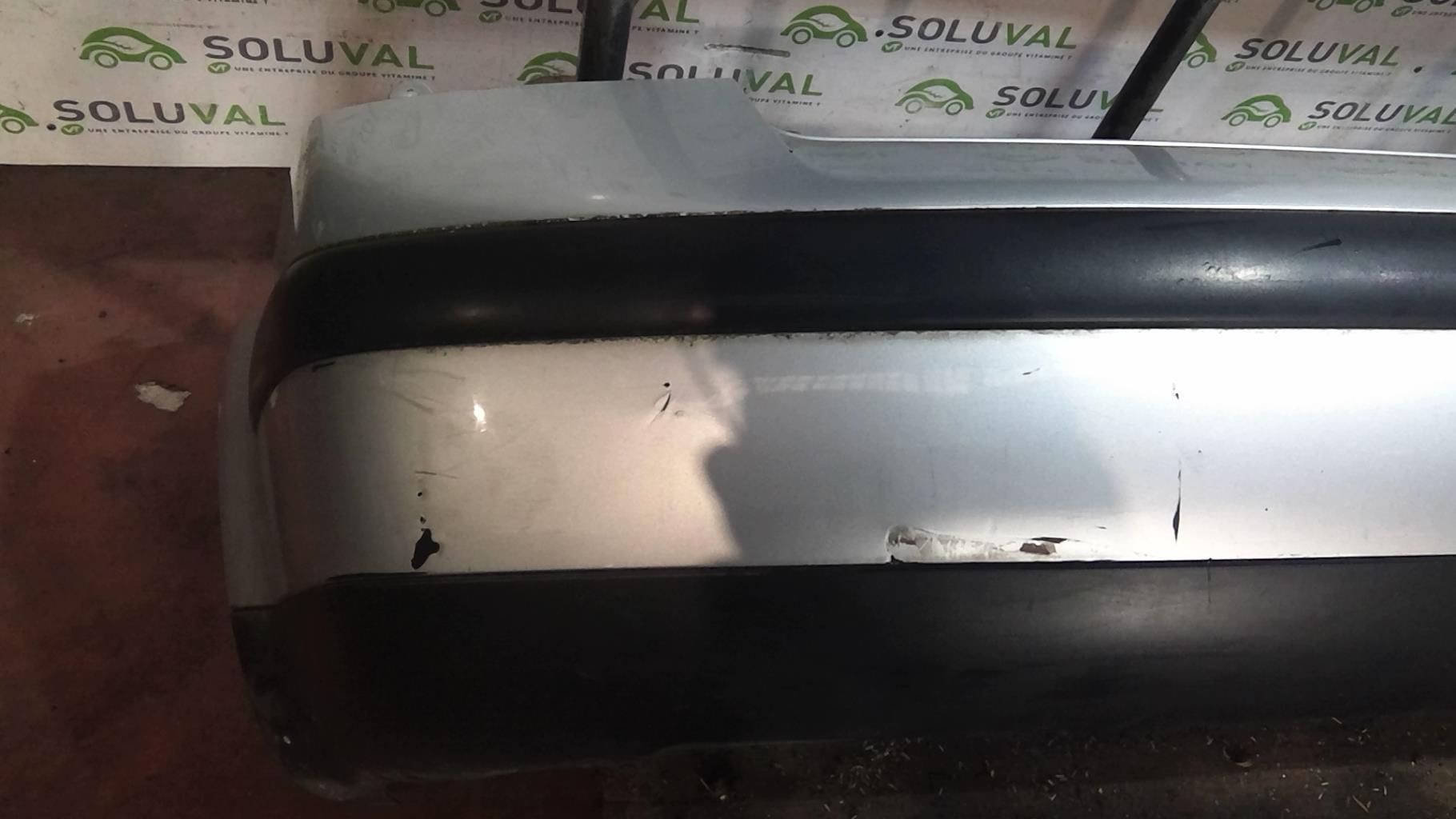 Paraurti posteriore VOLKSWAGEN PASSAT 4 PHASE 2 Diésel - 1