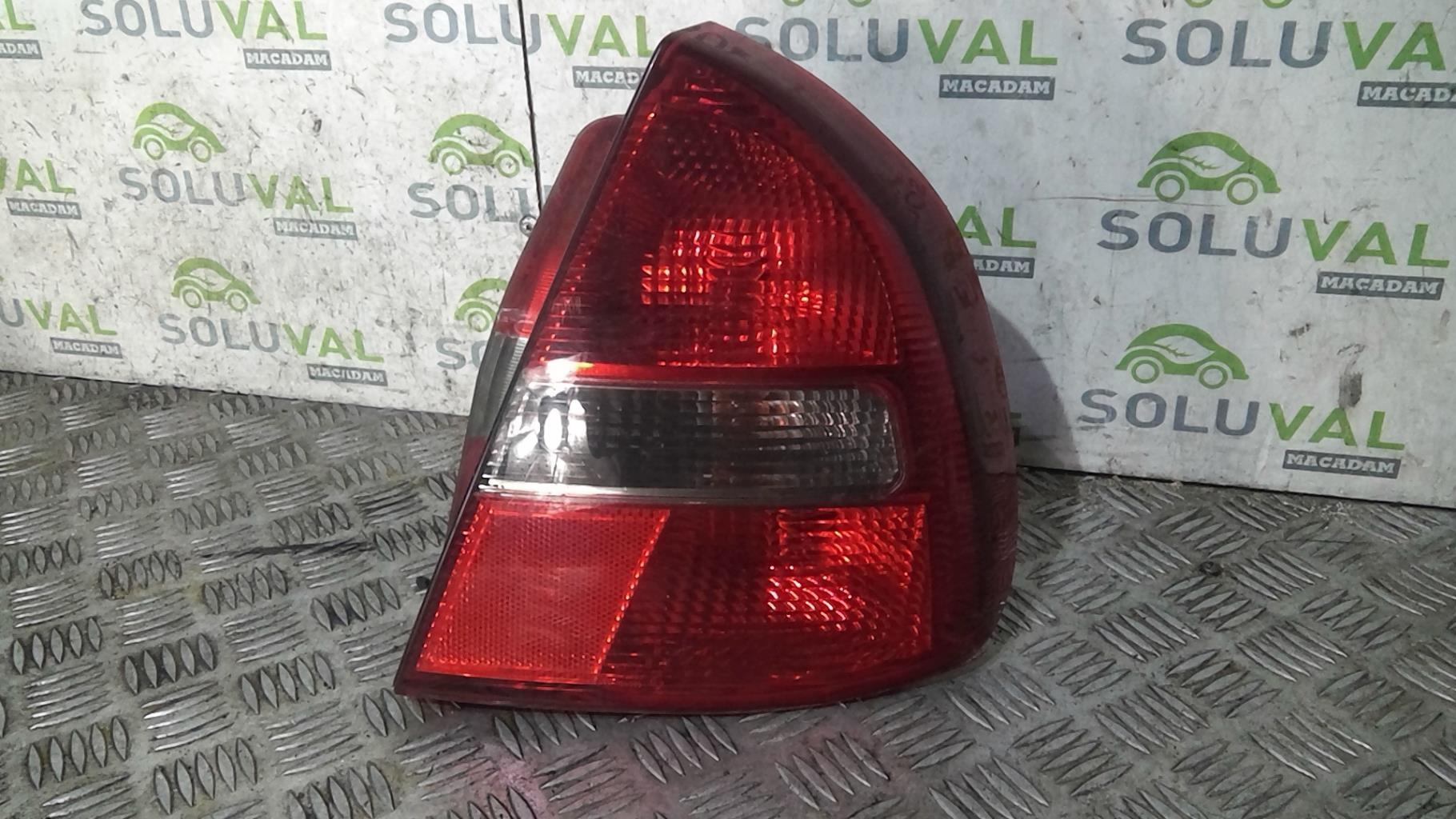 Fanale posteriore principale destro (luci) MITSUBISHI CARISMA PHASE 2 Diésel - 1