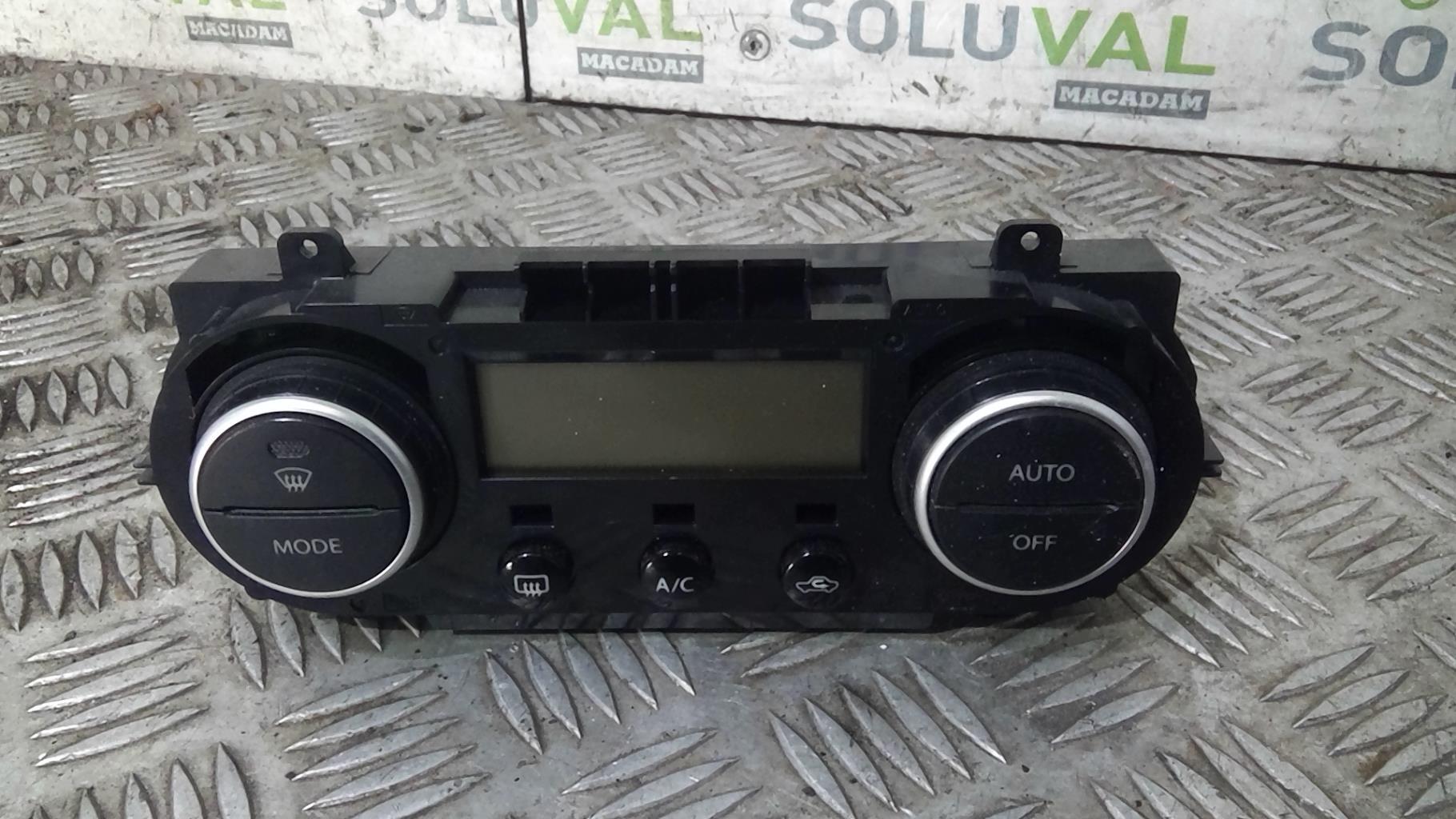 Commande chauffage SUZUKI SWIFT 3 Essence - 1