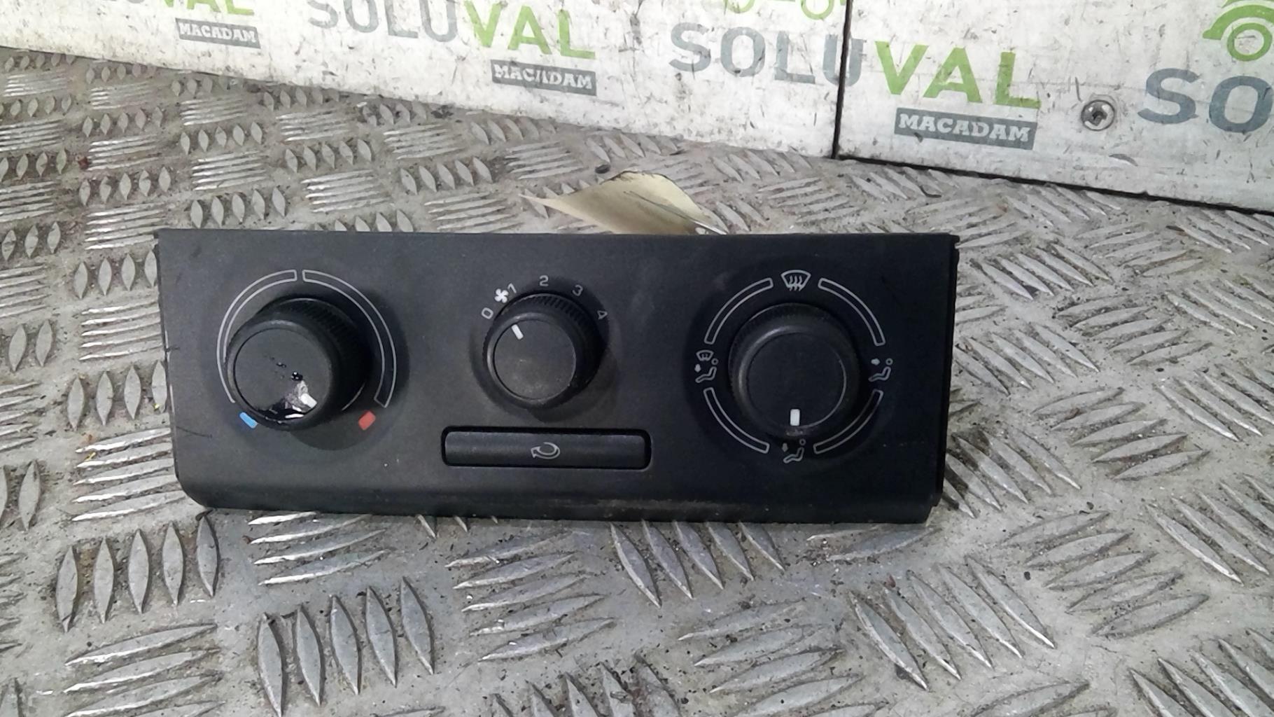 Commande chauffage SKODA FABIA 2 PHASE 1 Essence - 1