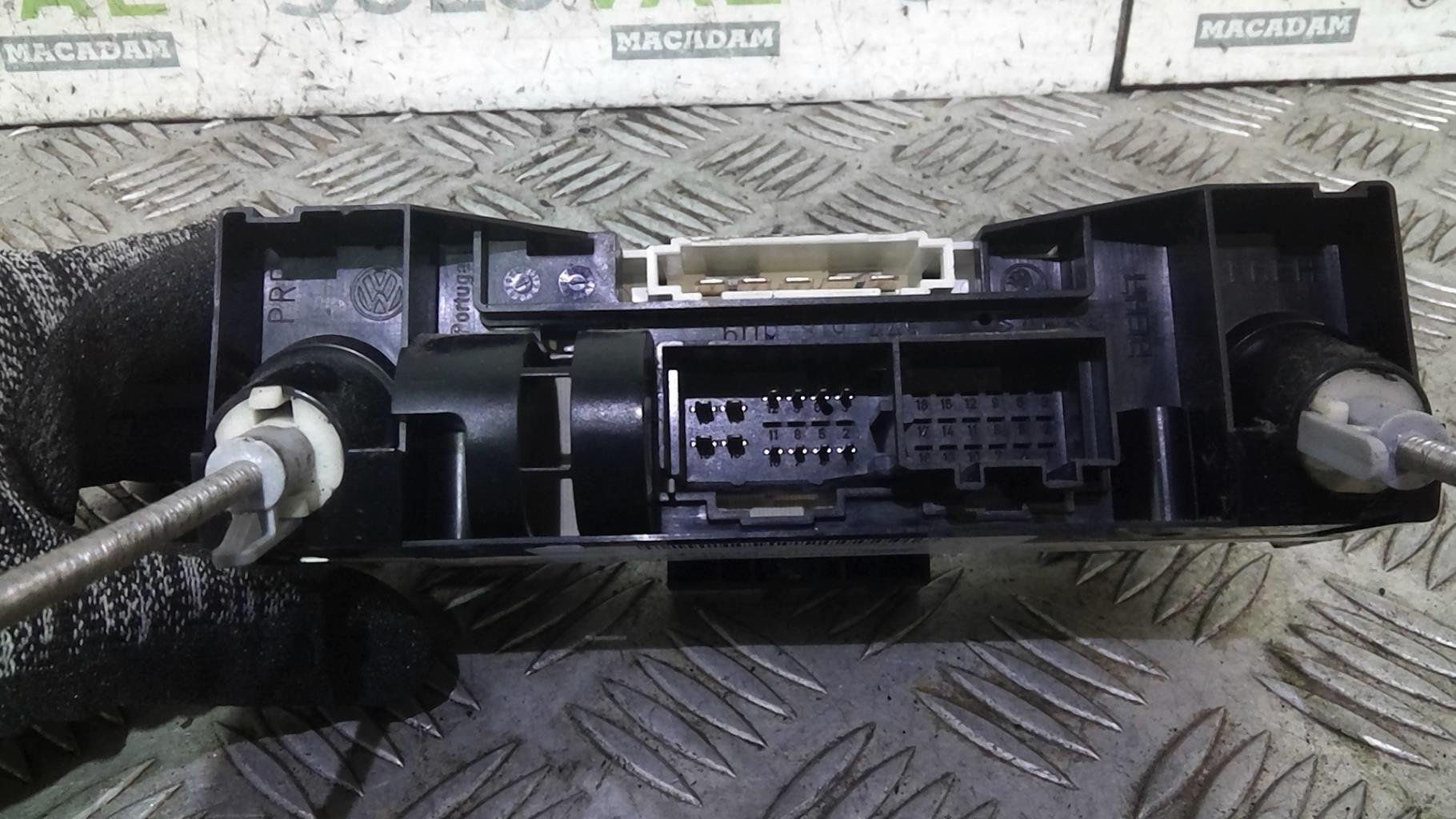 Commande chauffage VOLKSWAGEN FOX Essence - 1