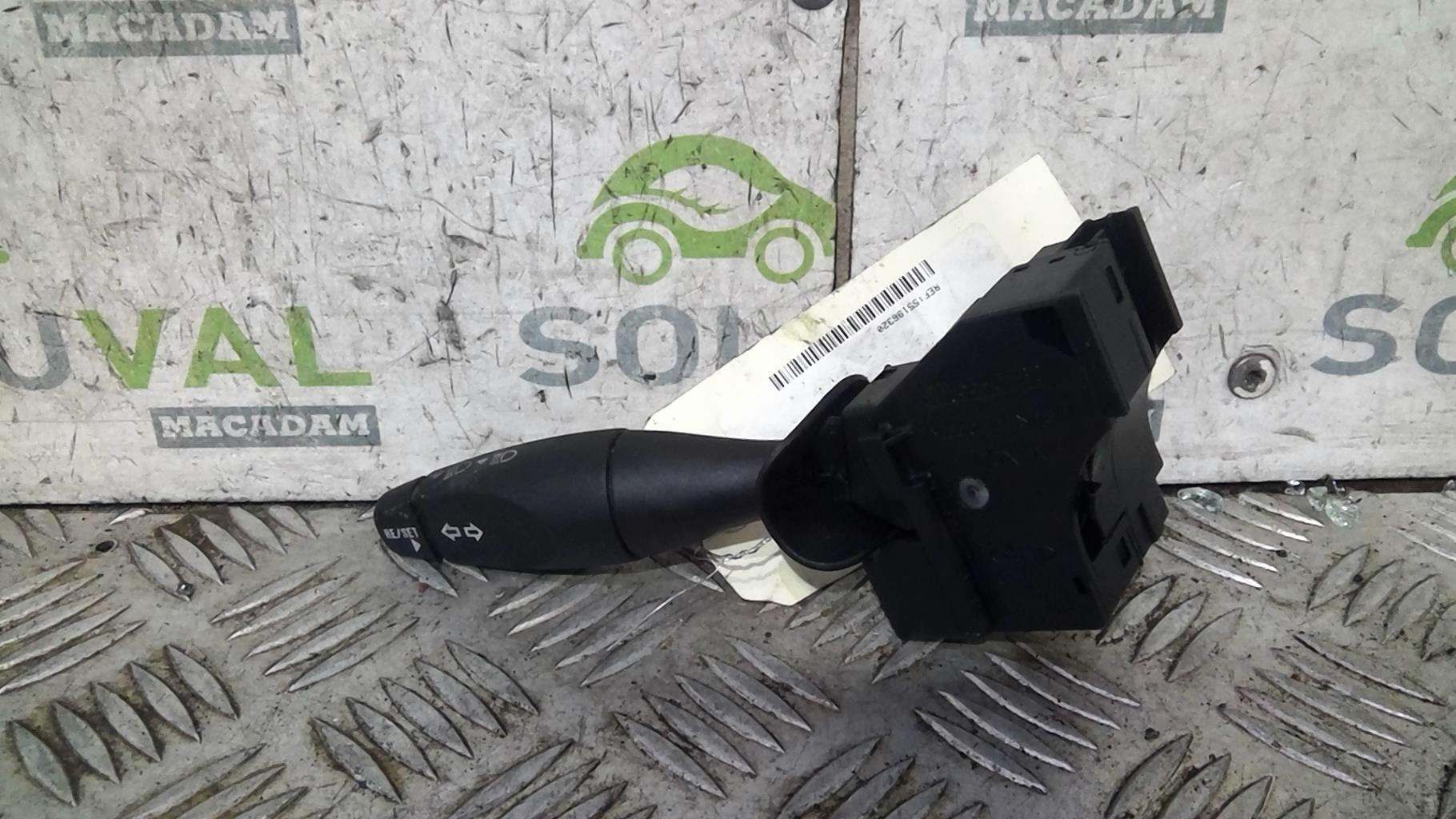 Commodo phare FORD FIESTA 5 PHASE 2 Essence - 1