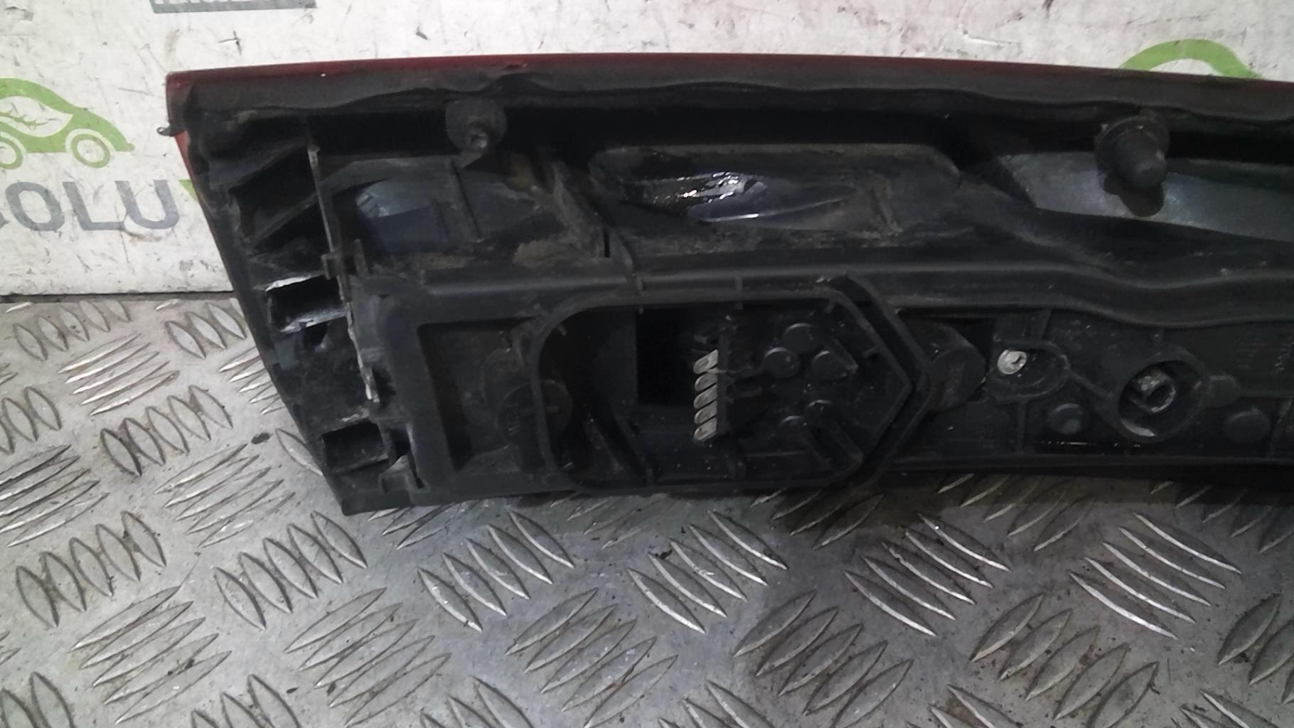 Fanale posteriore principale destro (luci) OPEL MERIVA A PHASE 1 Gasolina - 1