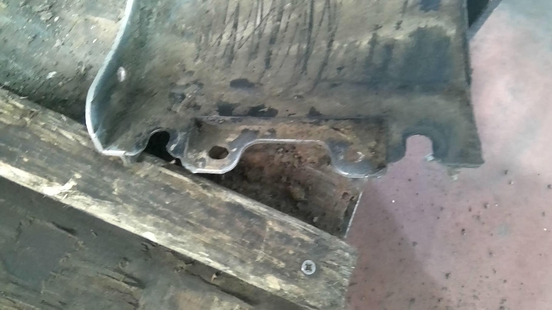 Parafango anteriore destro RENAULT CLIO 3 PHASE 1  - 1