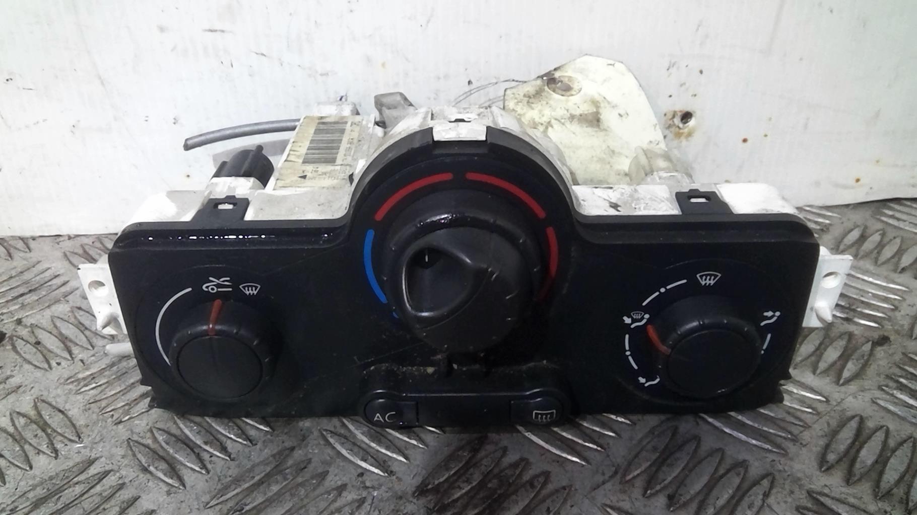 Commande chauffage RENAULT MEGANE 2 PHASE 2 Diesel - 1