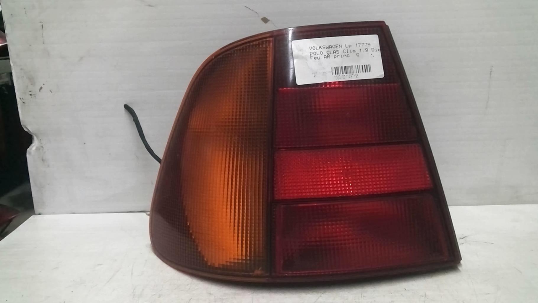 Fanale posteriore principale sinistro (luci) VOLKSWAGEN POLO 3 CLASSIC/FLIGHT Diésel - 1