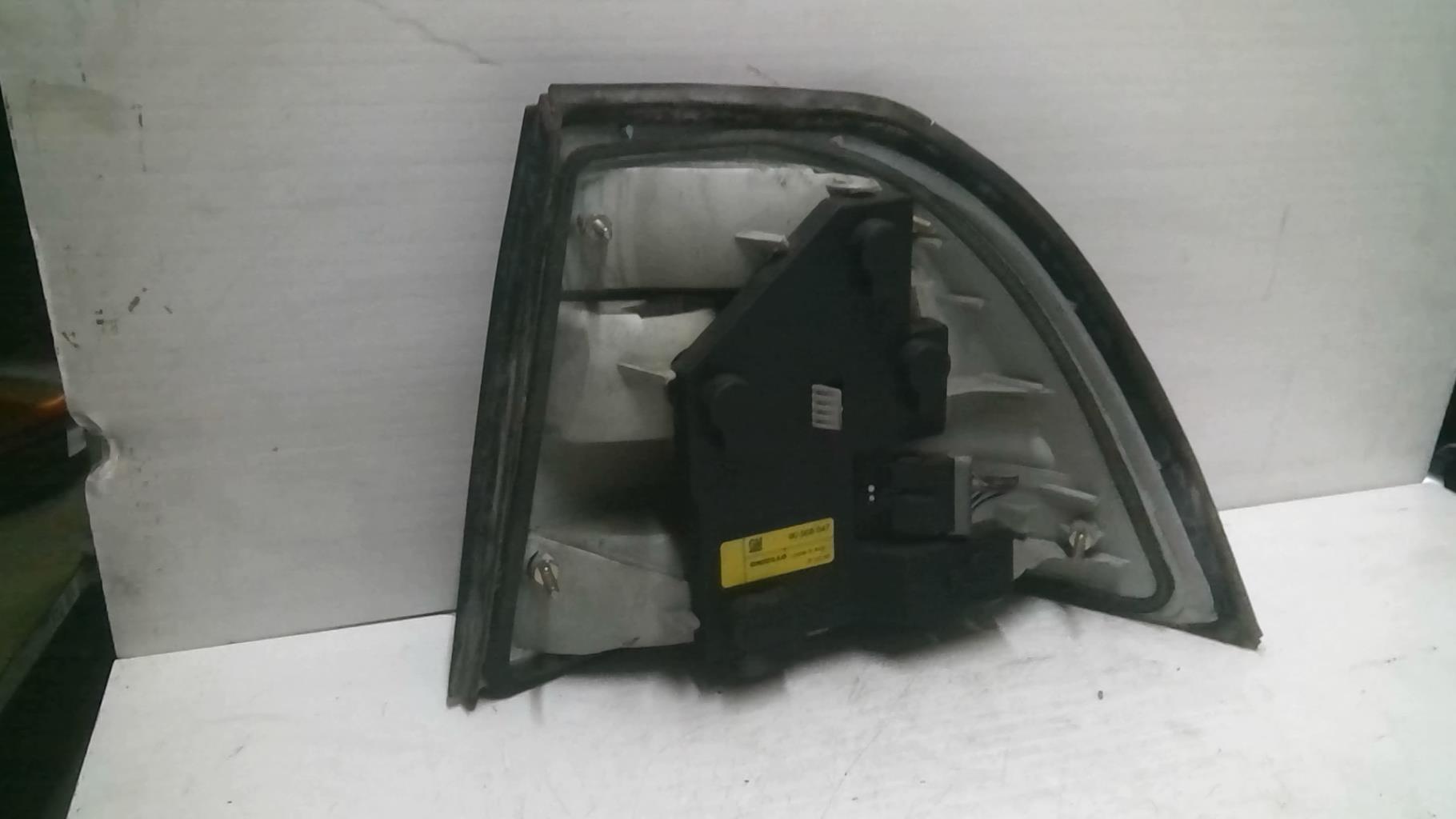 Fanale posteriore principale sinistro (luci) OPEL VECTRA B PHASE 1 Diésel - 1