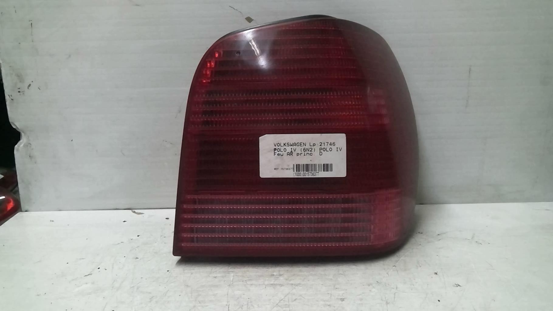 Fanale posteriore principale destro (luci) VOLKSWAGEN POLO 3 PHASE 2 Diésel - 1