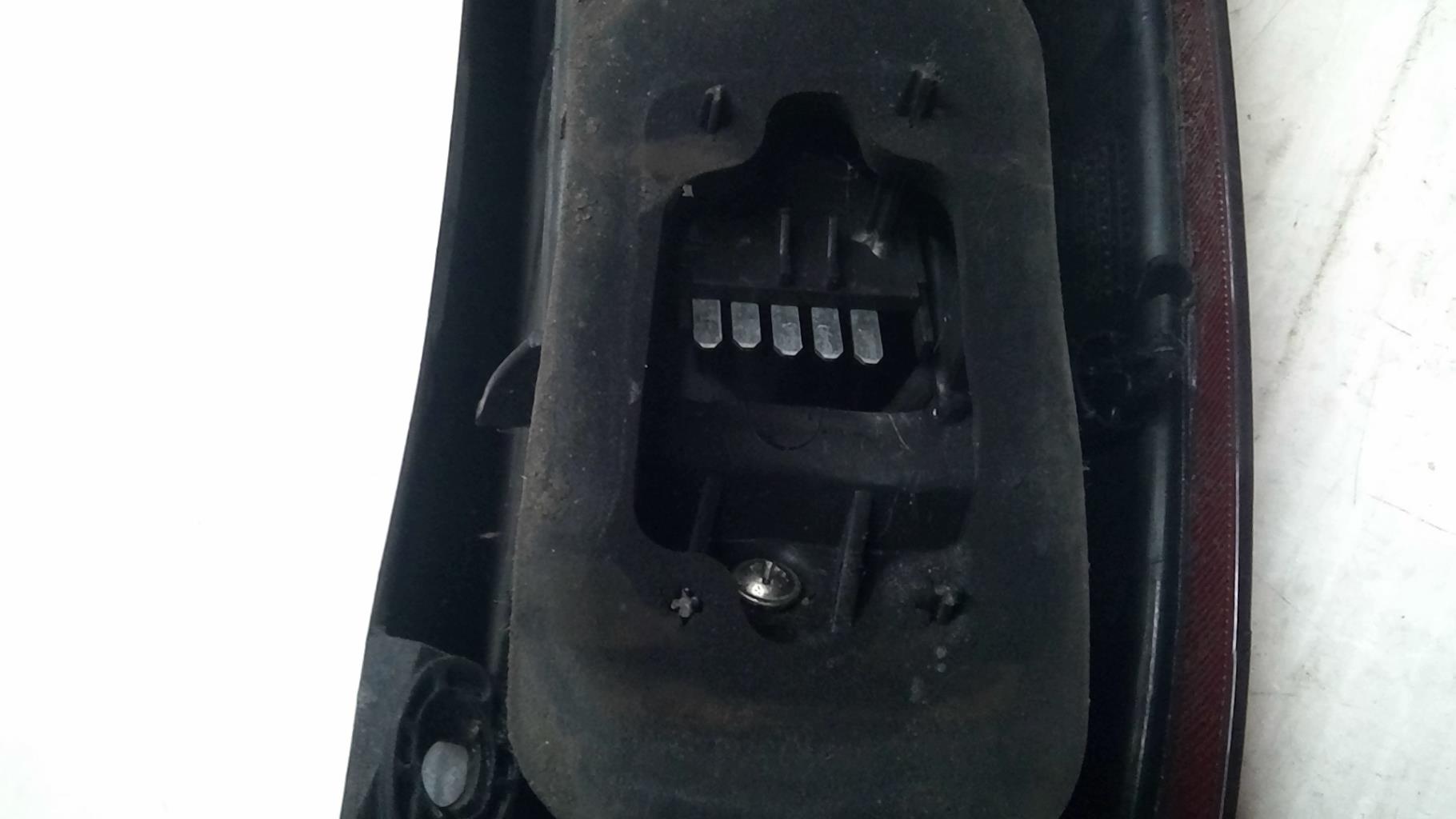 Fanale posteriore principale sinistro (luci) OPEL CORSA C PHASE 2 Diésel - 1