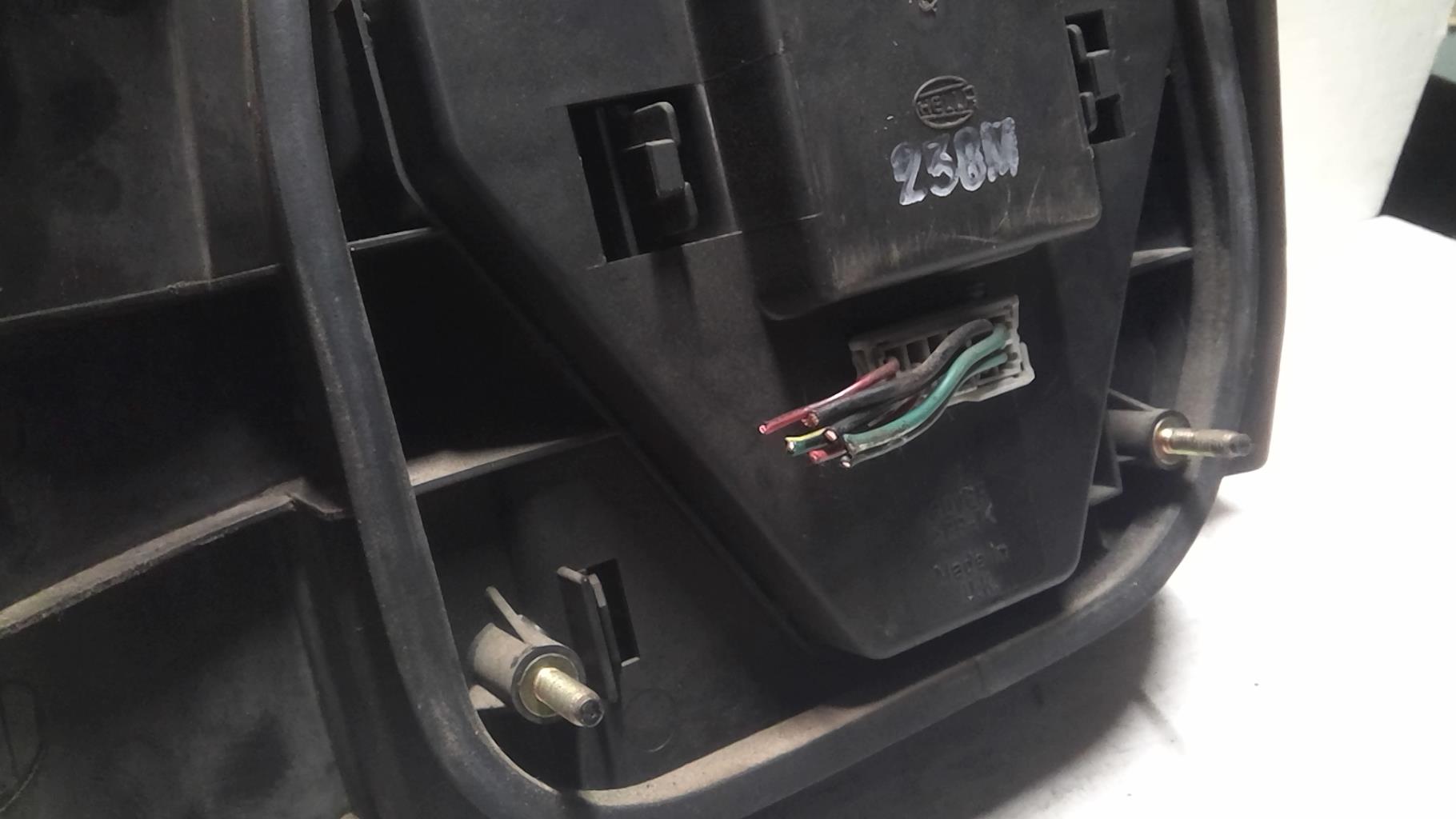 Fanale posteriore principale destro (luci) ROVER 600  - 1