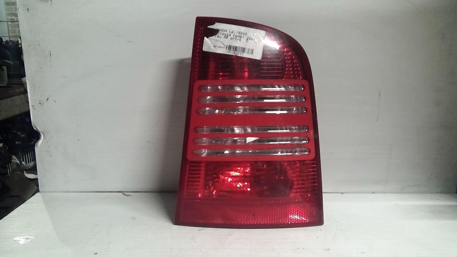 Fanale posteriore principale destro (luci) SKODA OCTAVIA 1 PHASE 2 BREAK Diésel - 1