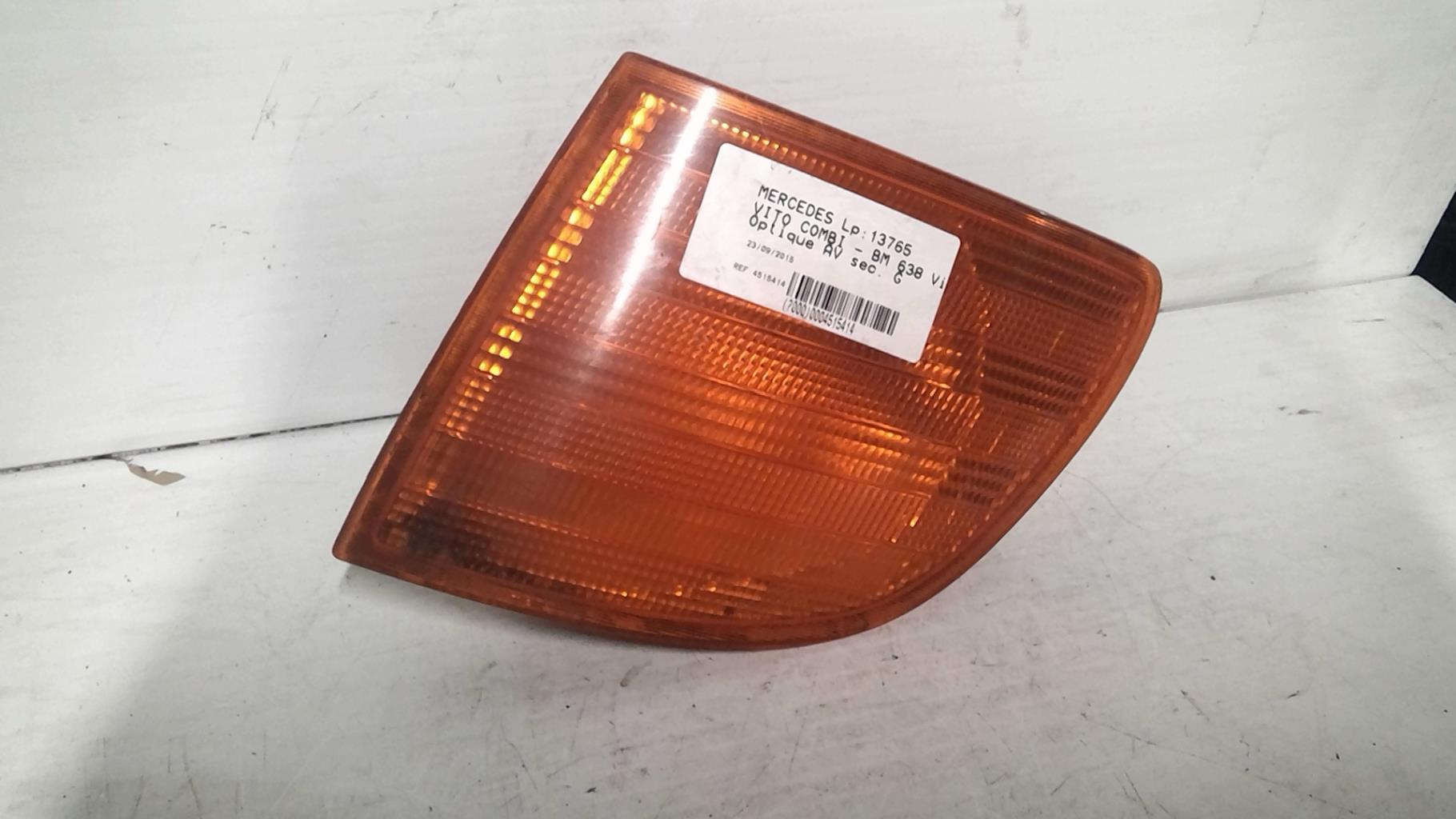 Gruppo ottico anteriore secondario sinistro (luci)(freccia) MERCEDES VITO 638 Gasolina - 1