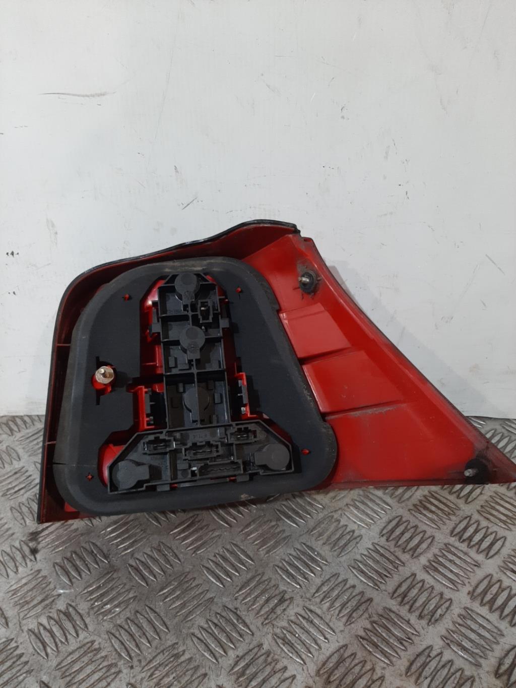 Fanale posteriore principale sinistro (luci) VOLKSWAGEN GOLF 4 Diésel - 1