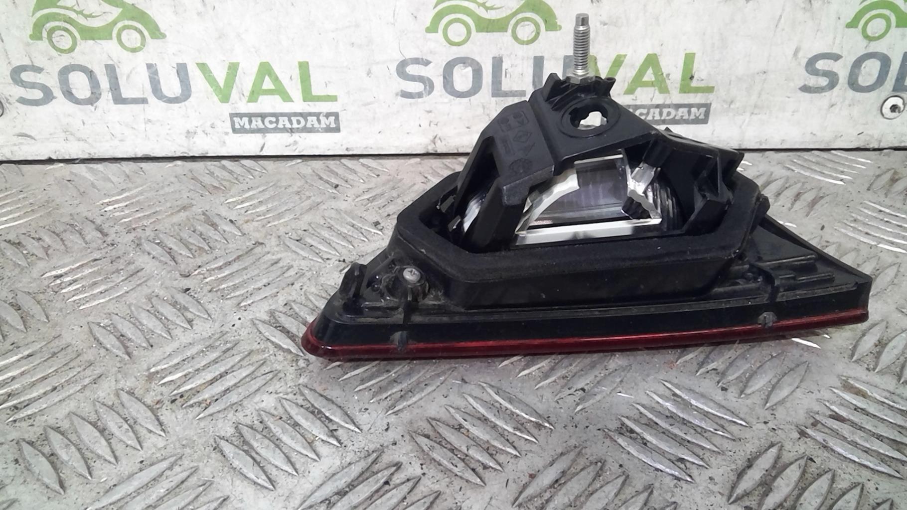 Feu arriere secondaire droit (feux) RENAULT CLIO 4 PHASE 2 Diesel - 1