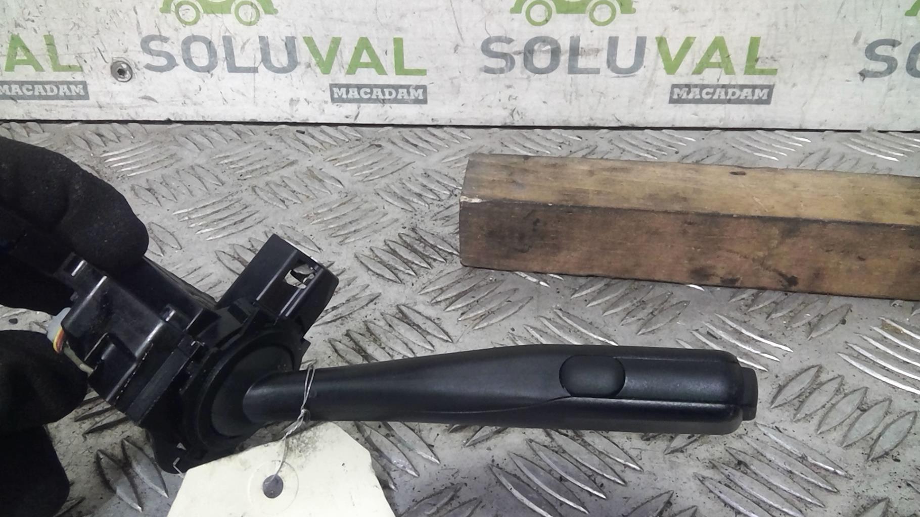 Devio tergicristalli VOLKSWAGEN GOLF 5  - 1