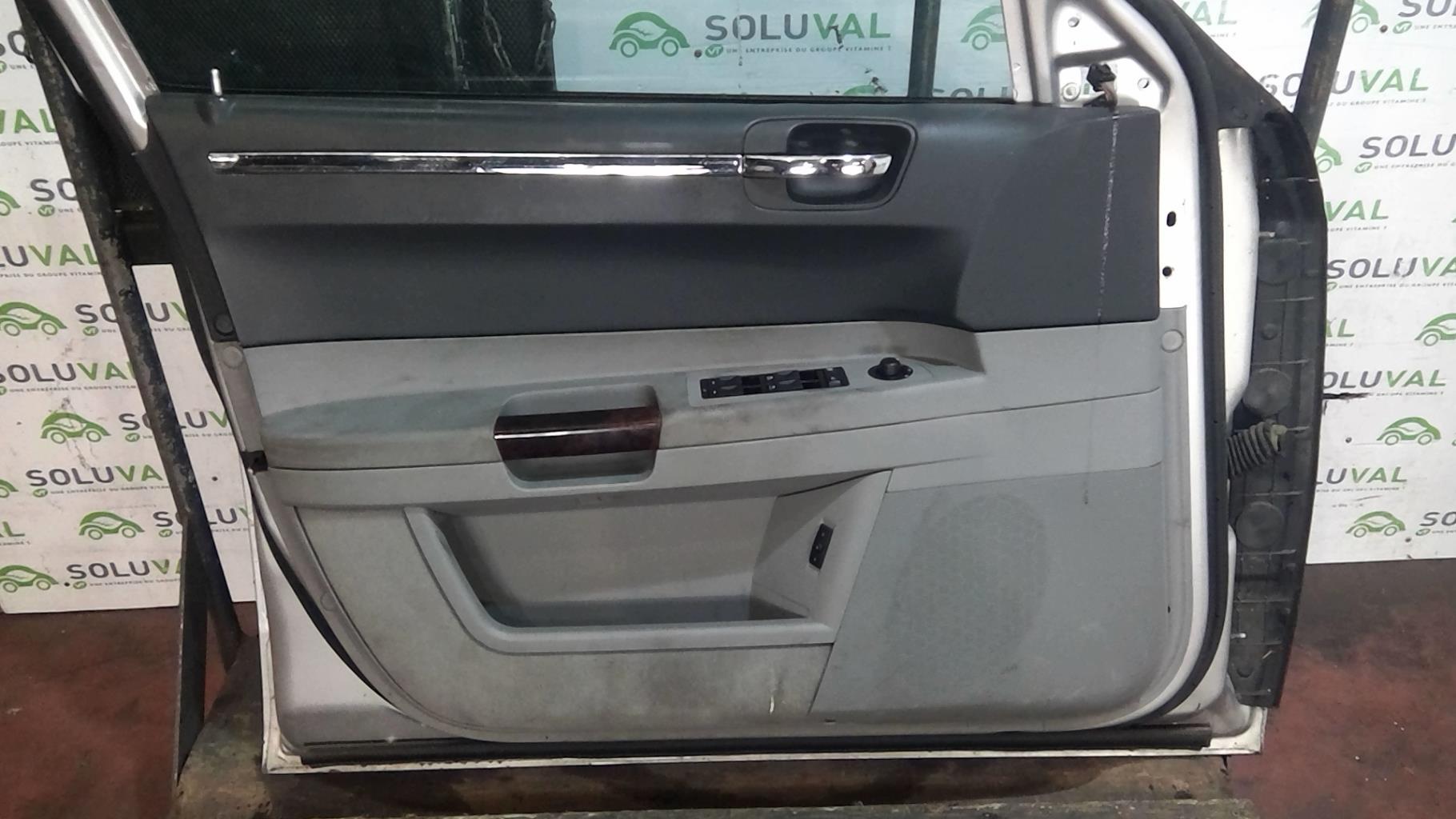 Portiera anteriore sinistra CHRYSLER 300C PHASE 1 BREAK Diésel - 1