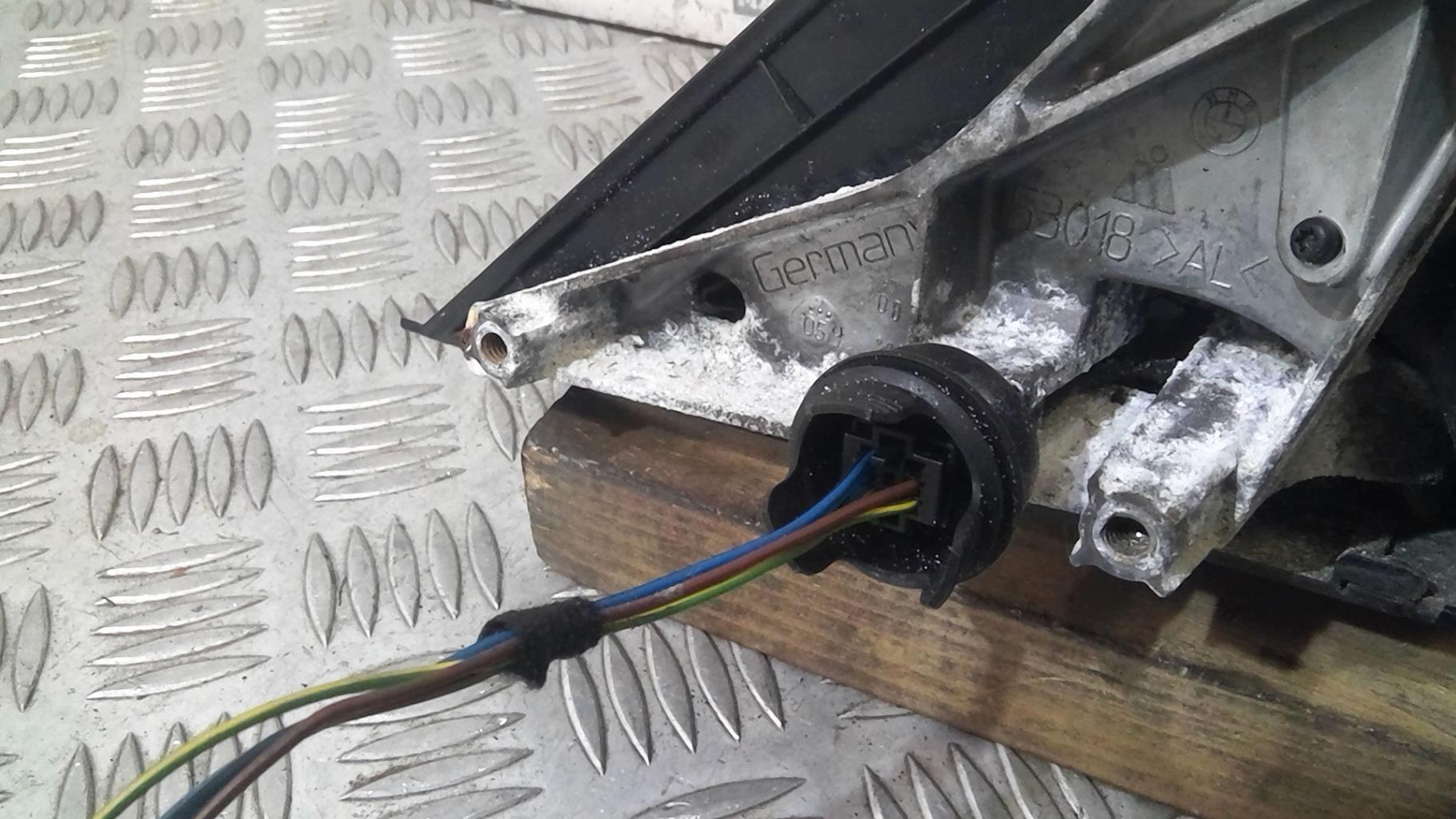 Retrovisor derecho BMW SERIE 1 E87 PHASE 1 Gasolina - 1