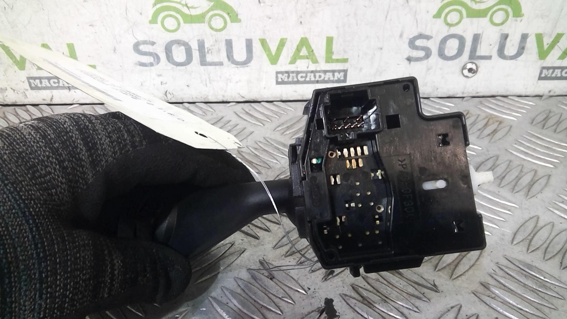 Commodo phare FORD FOCUS 2 PHASE 2 Diesel - 1