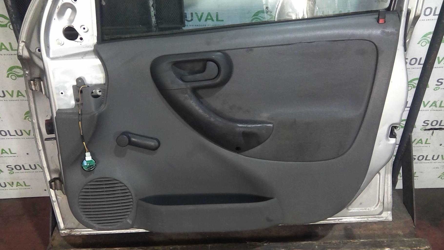 Porte avant droit OPEL COMBO C PHASE 1 Diesel - 1