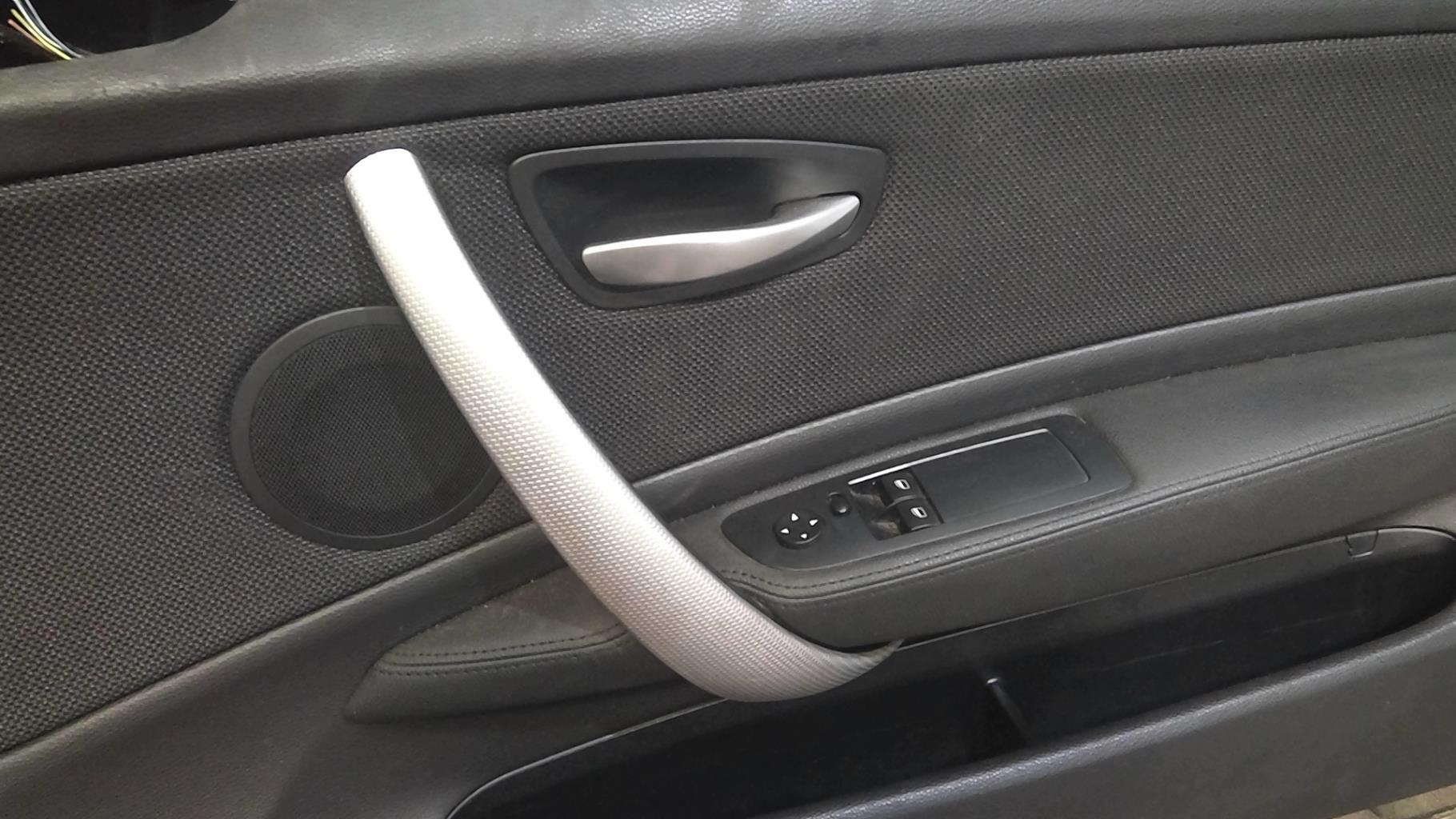 Porte avant droit BMW SERIE 1 E81 Essence - 1