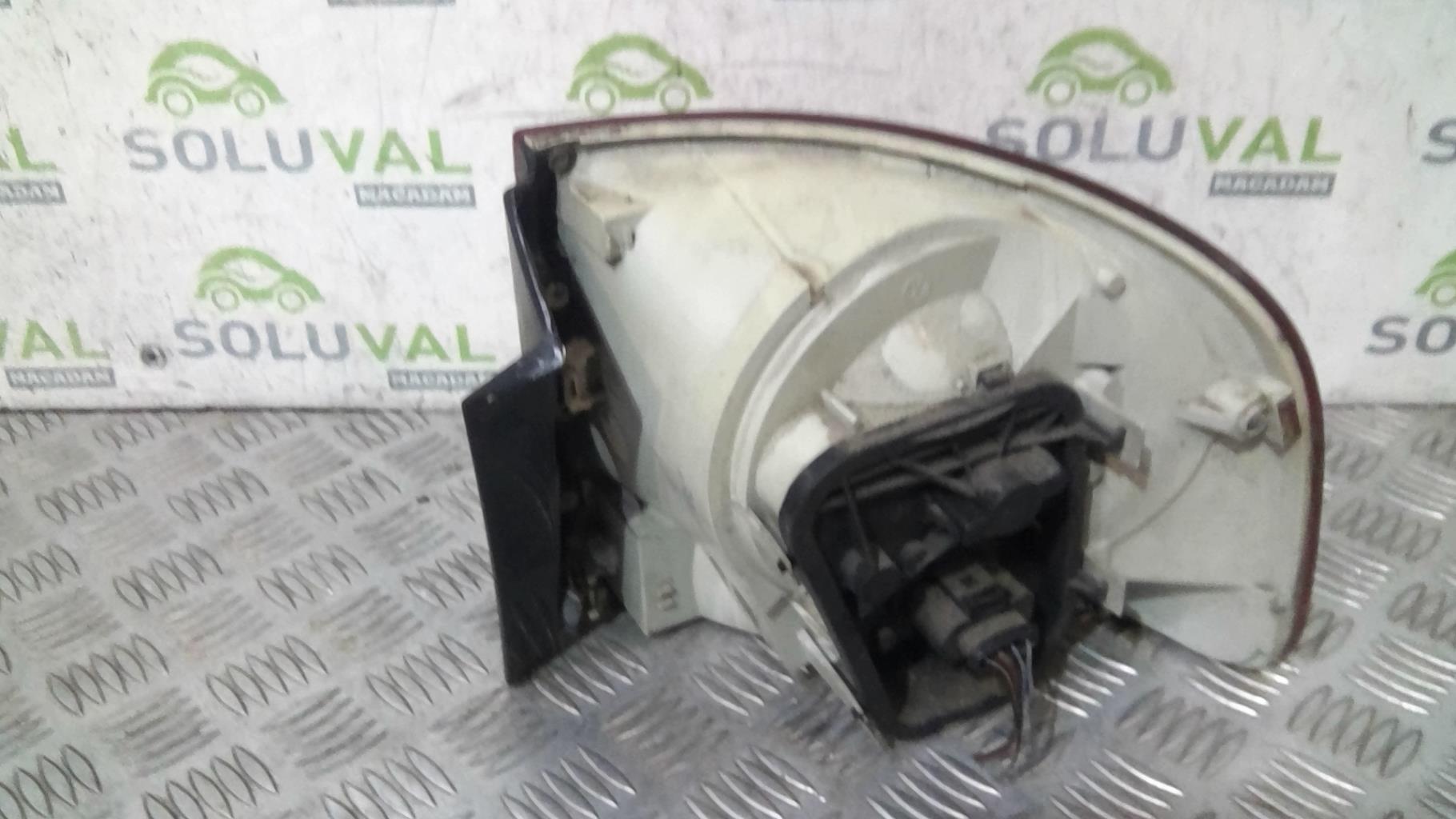 Fanale posteriore principale sinistro (luci) VOLKSWAGEN TOUAREG 1 PHASE 1 Diésel - 1