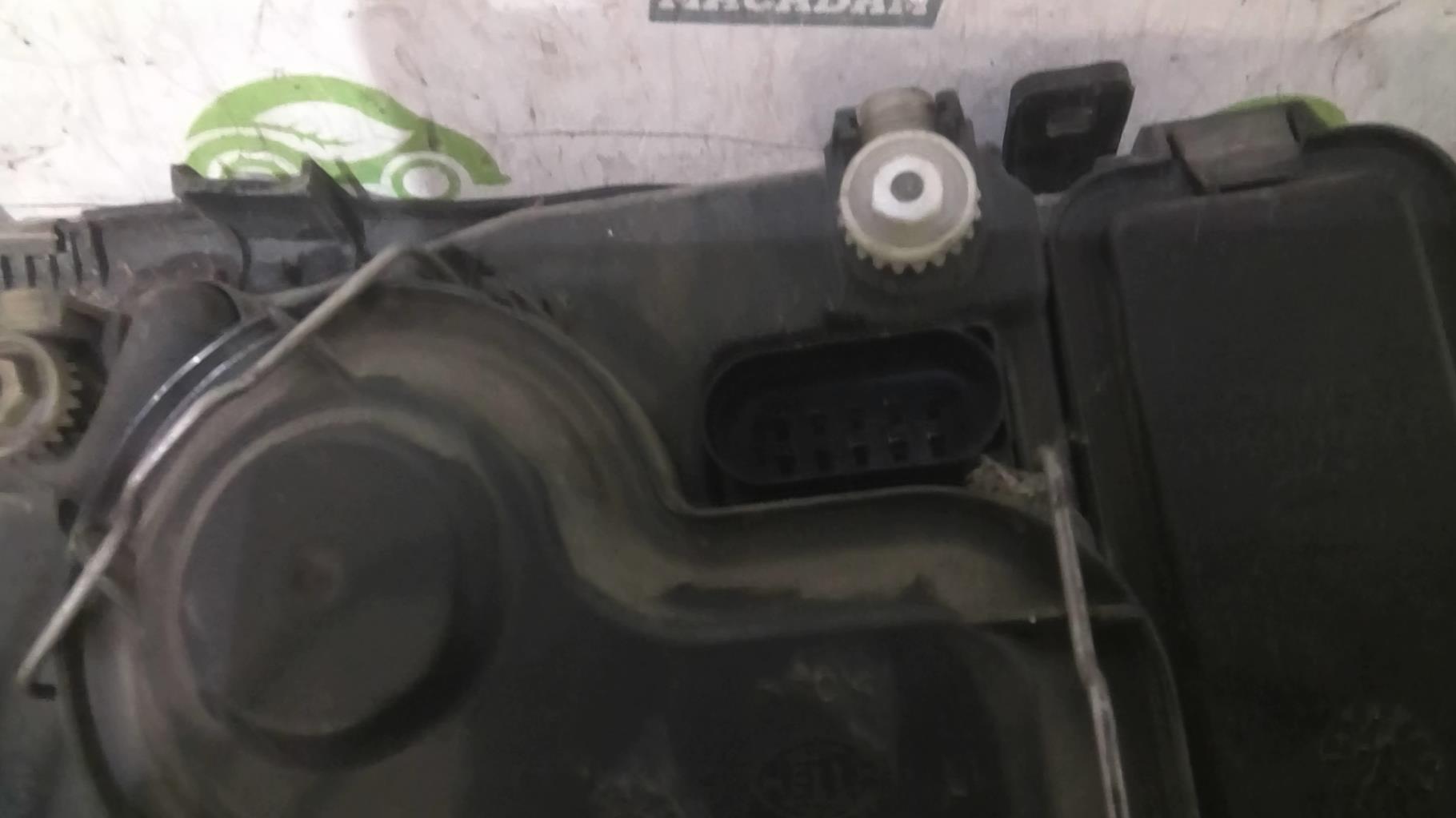 Gruppo ottico anteriore principale sinistro (luci)(faro) VOLKSWAGEN BORA BREAK Diésel - 1